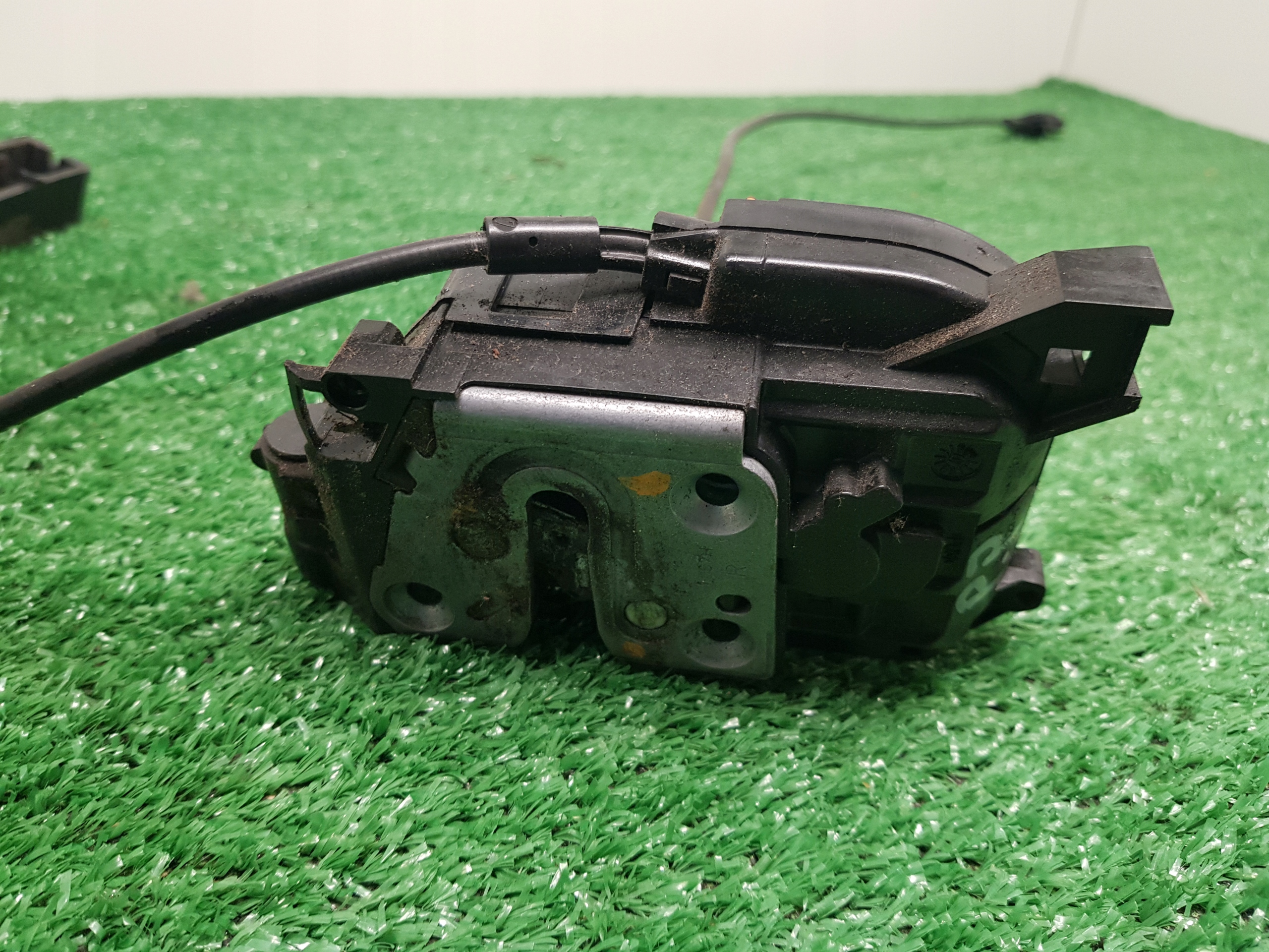 lock door right front RENAULT CLIO 3