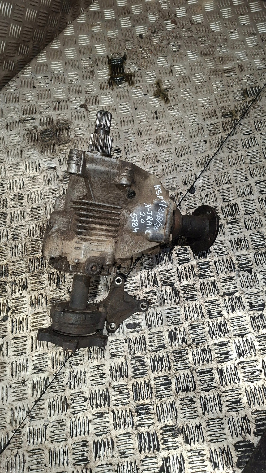 REDUKTOR cambio ingranaggi NISSAN X-TRAIL T30 2.0D
