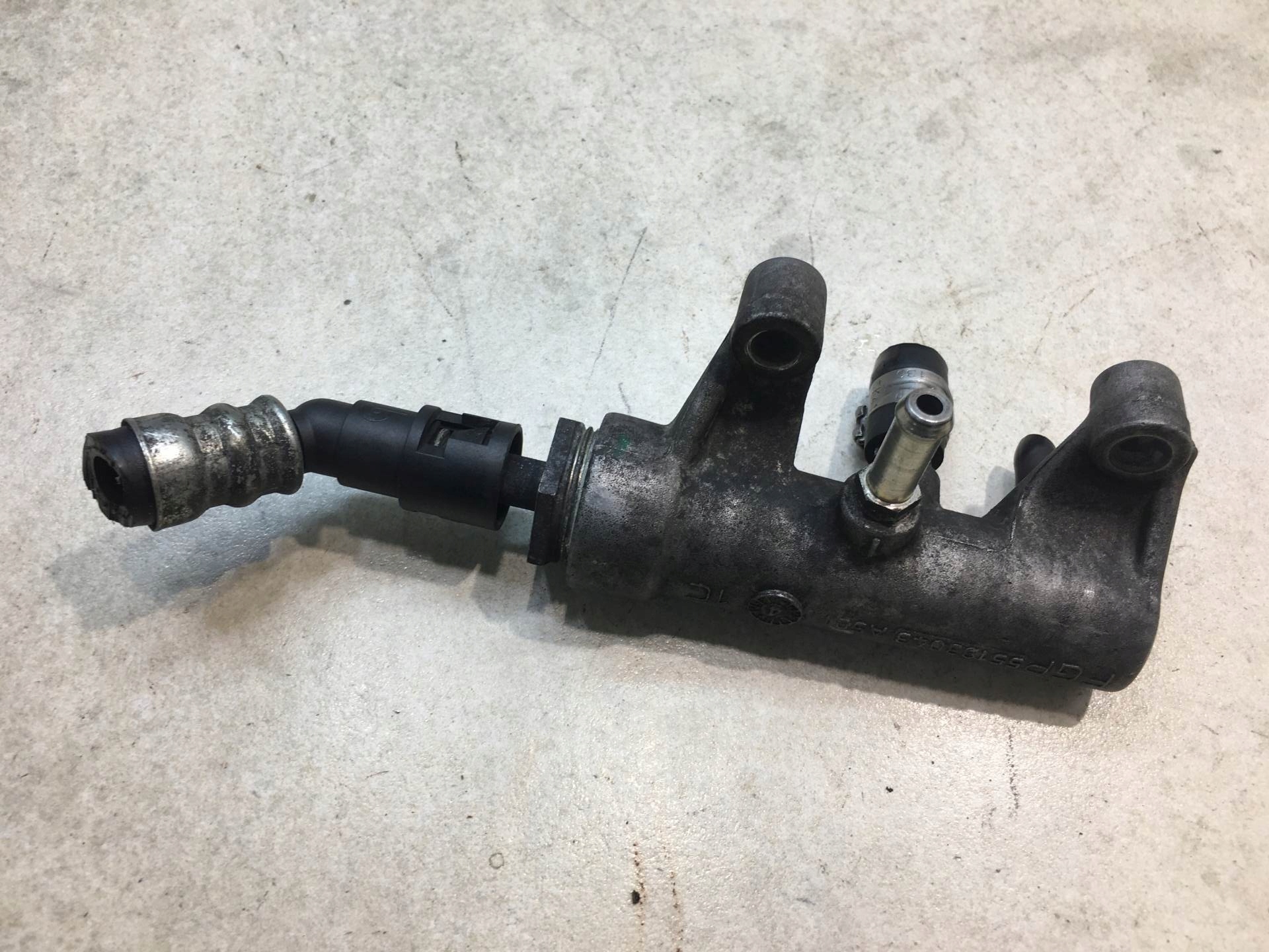 ROZDZIELACZ Carburant VECTRA C 1.9 CDTI 55193043