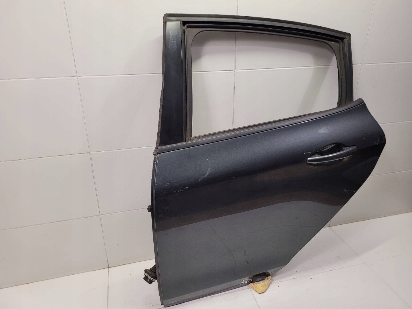door rear part left side Peugeot 208 2015