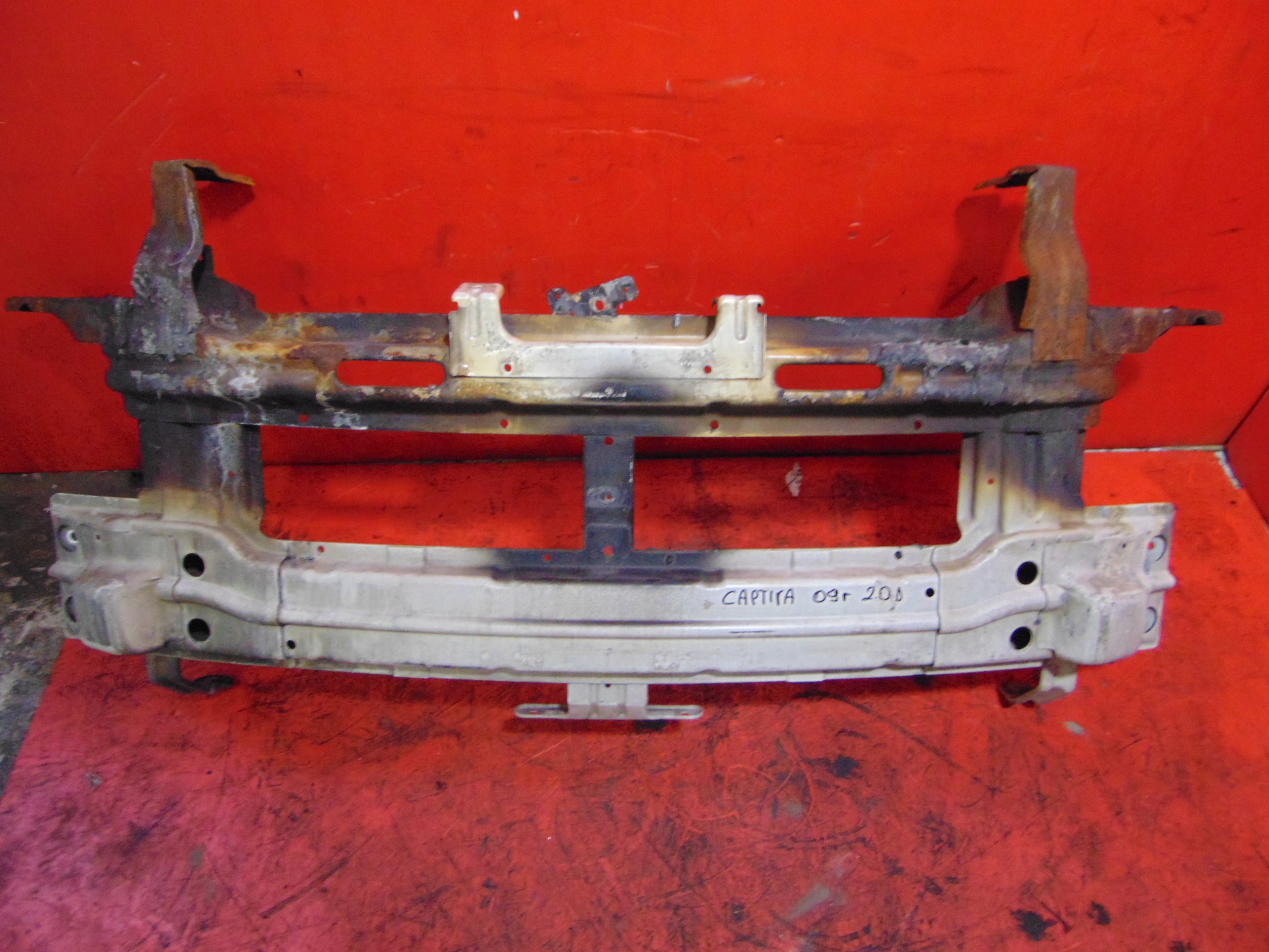 CHEVROLET CAPTIVA LT 1 and support panel for radiators pillar
