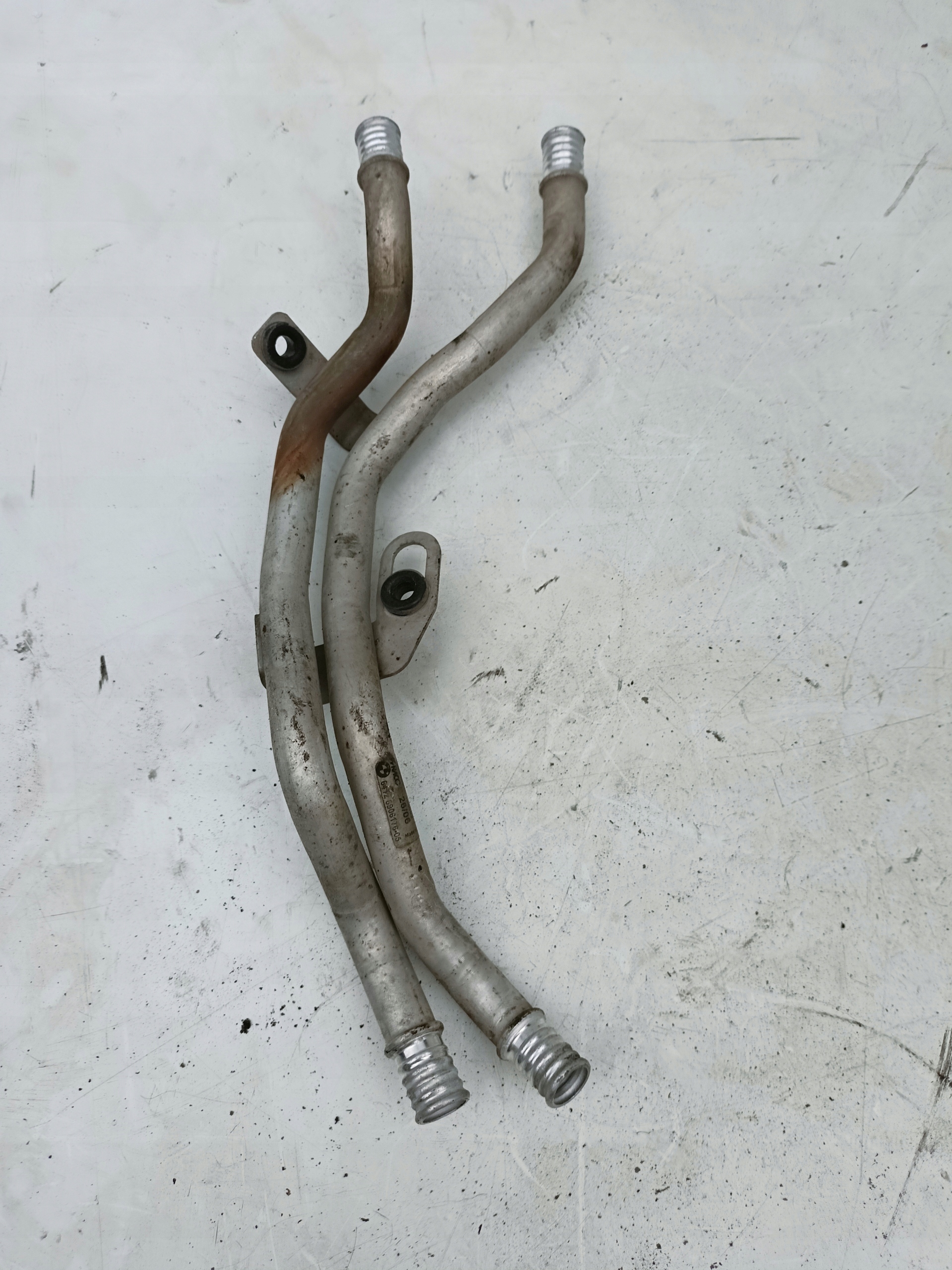 prijenos PODWOJNY vode WEBASTO cijev BMW E65 6906176
