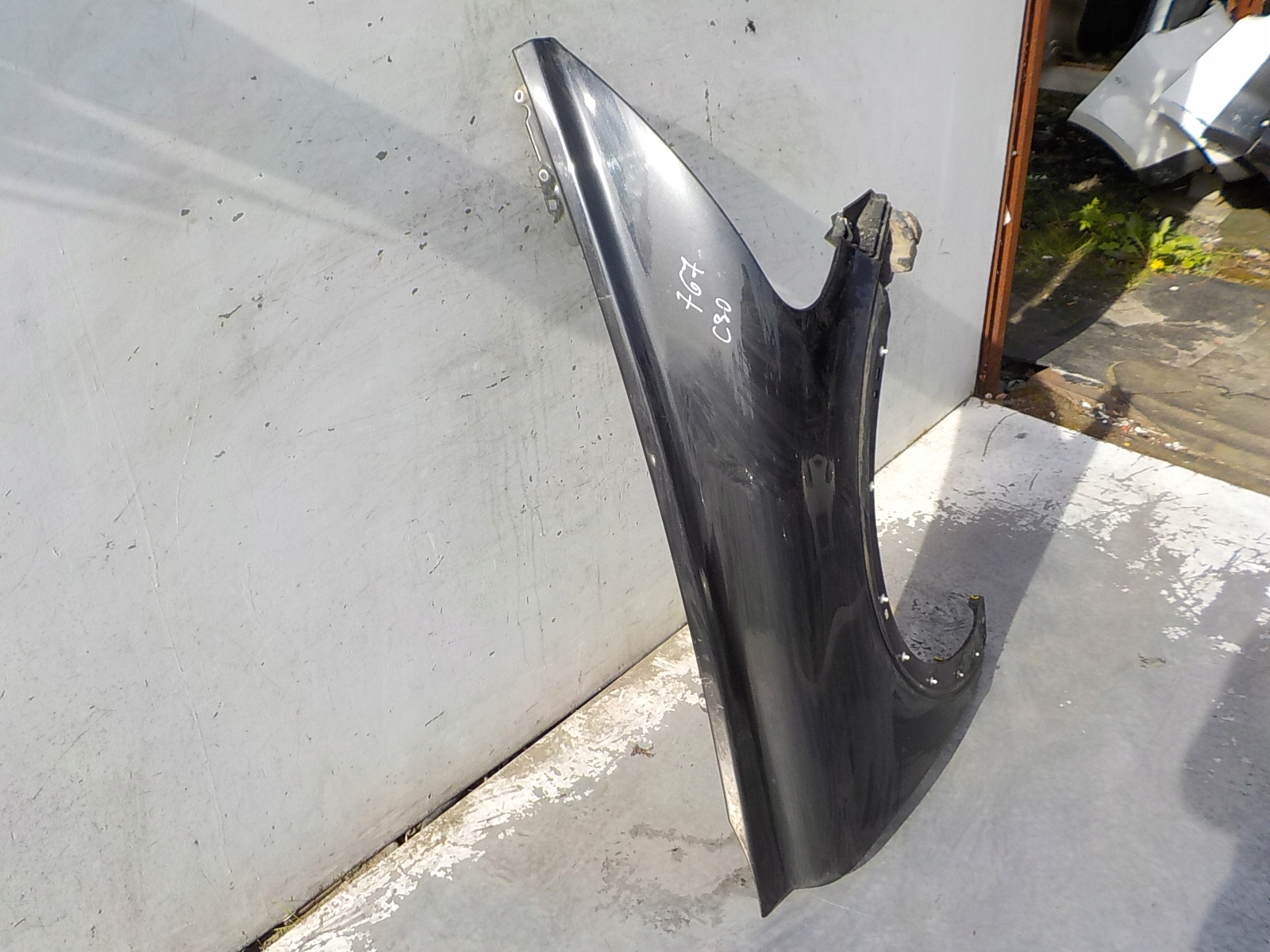 767 VOLVO C30 fender right front front 767
