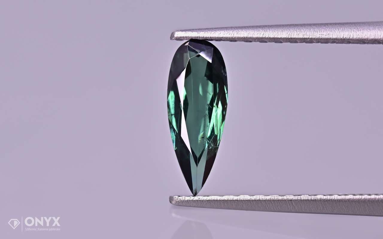 Turmalín Verdelit fazetovaná slza 9x3,5 mm