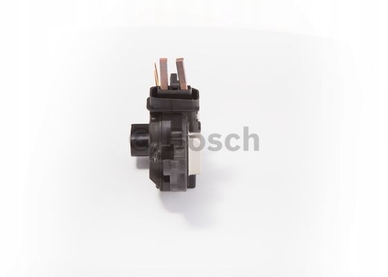 BOSCH REGULATOR NAPIĘCIA Typ samochodu Autobusy Samochody ciężarowe Samochody dostawcze Samochody osobowe