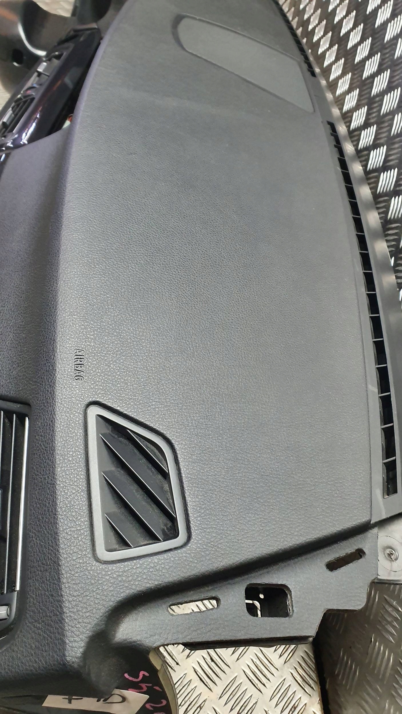 dashboard instrument panel cockpit airbag BMW F10 F11 10