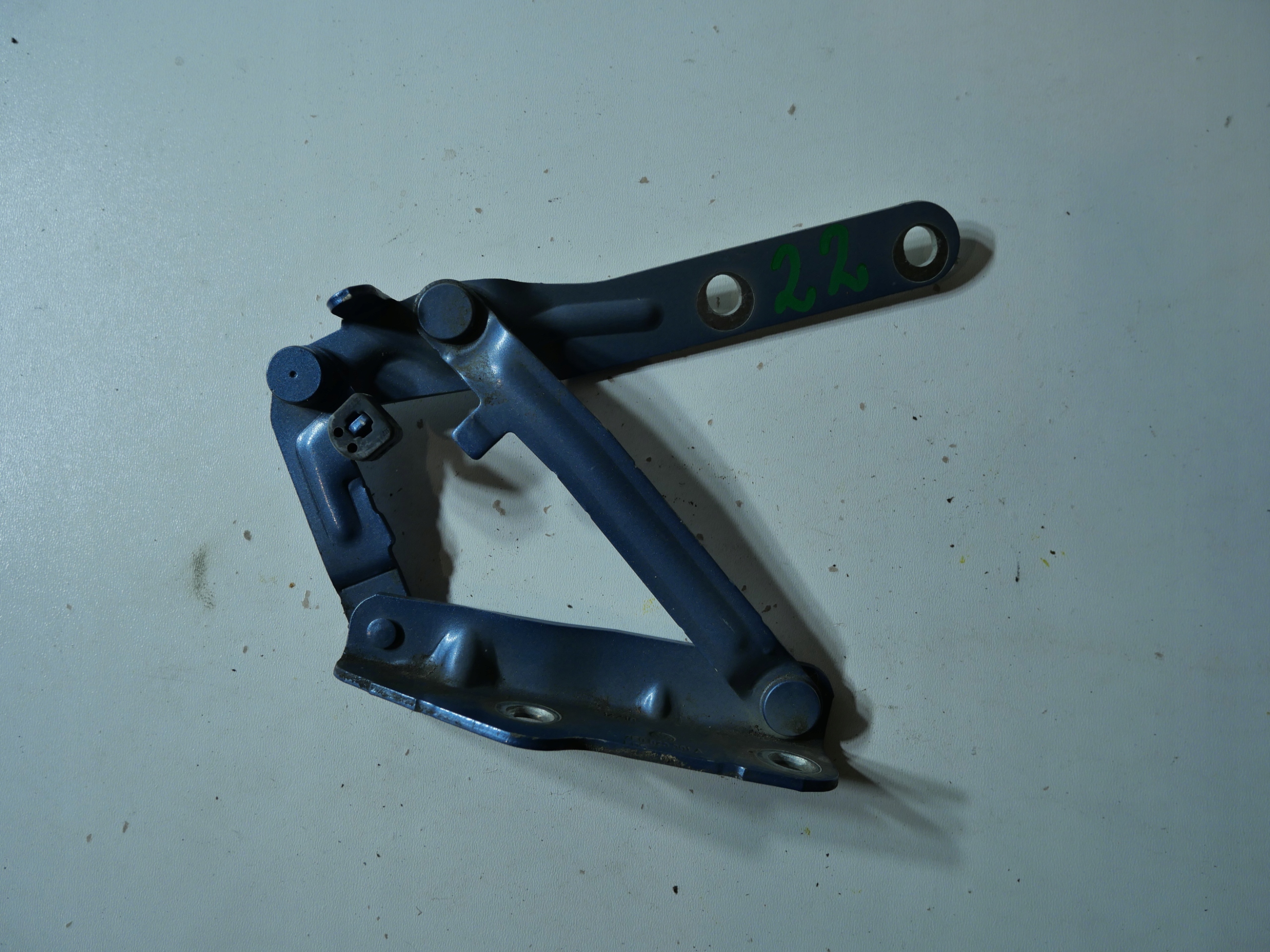 hinge bonnets POKRYWY left VW T6 7E0823301A