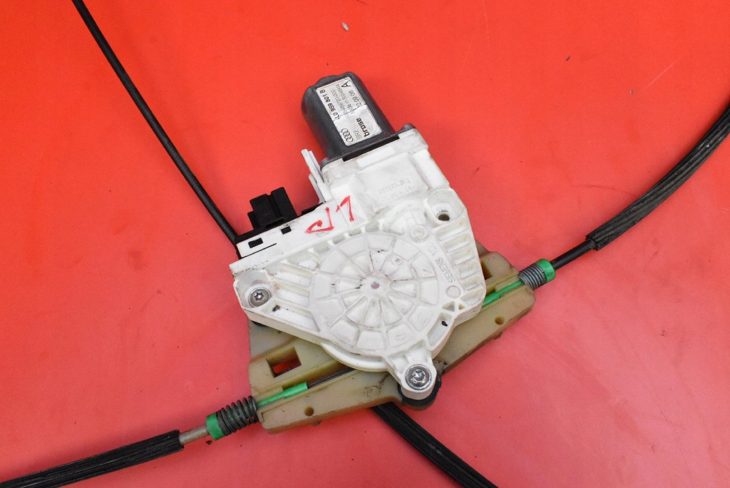 window regulator left front EU 4L0837461A AUDI Q7 4L 05-09