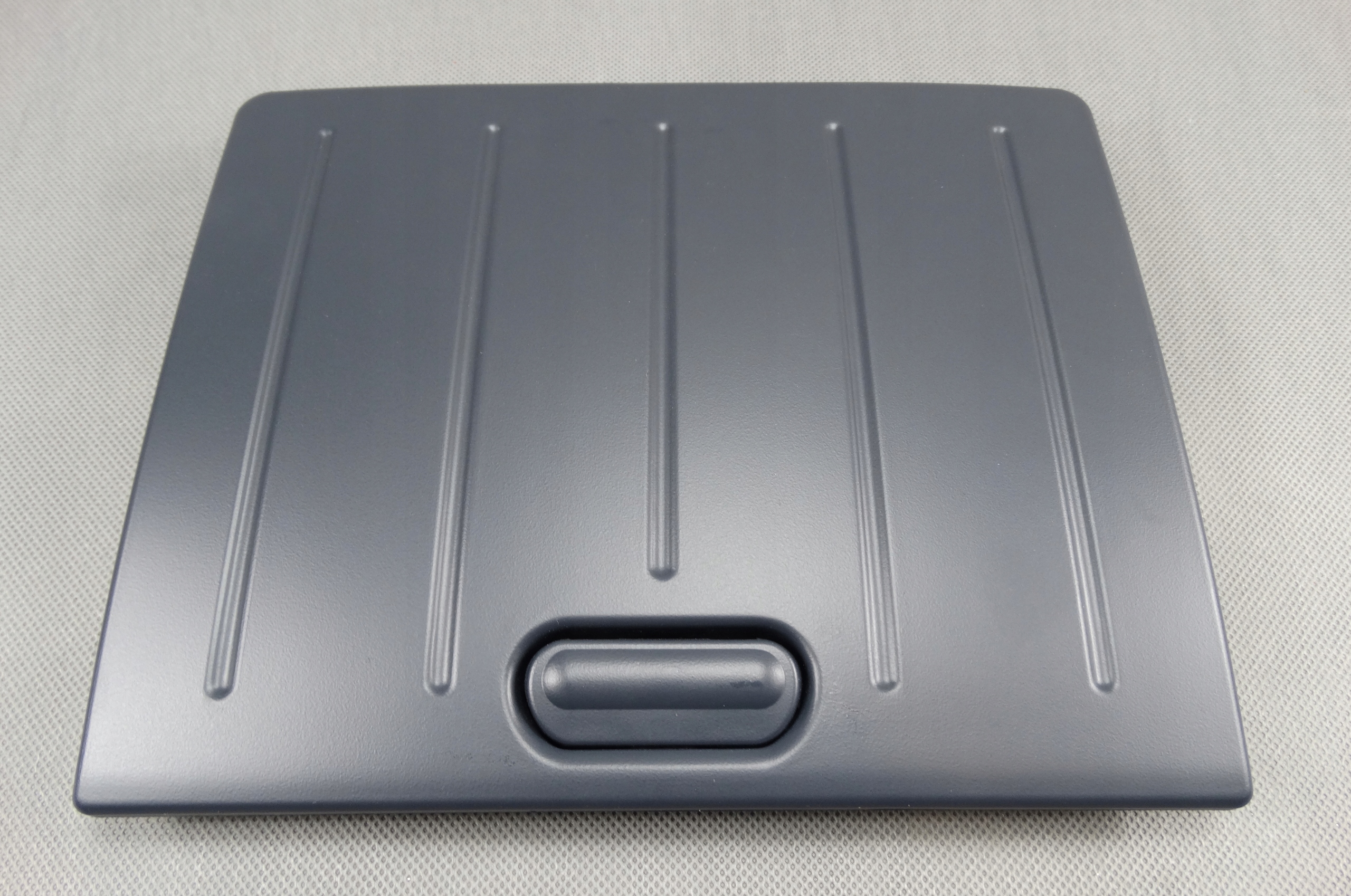 POKRYWA SCHOWKA DESKI ROZDZIELCZEJ FORD FUSION 2002 - 2005 Typ samochodu Samochody osobowe