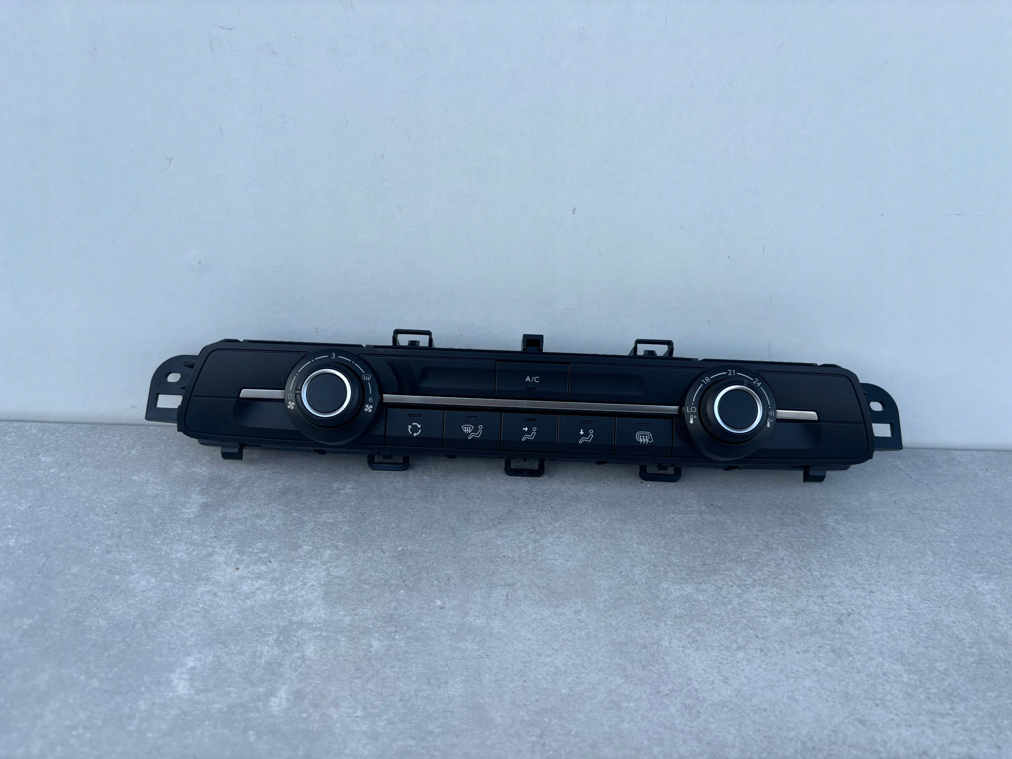 PANEL DES LÜFTERS KLIMAANLAGE PROACE COMBO PARTNER JUMPY 98340416ZD PAK18/036