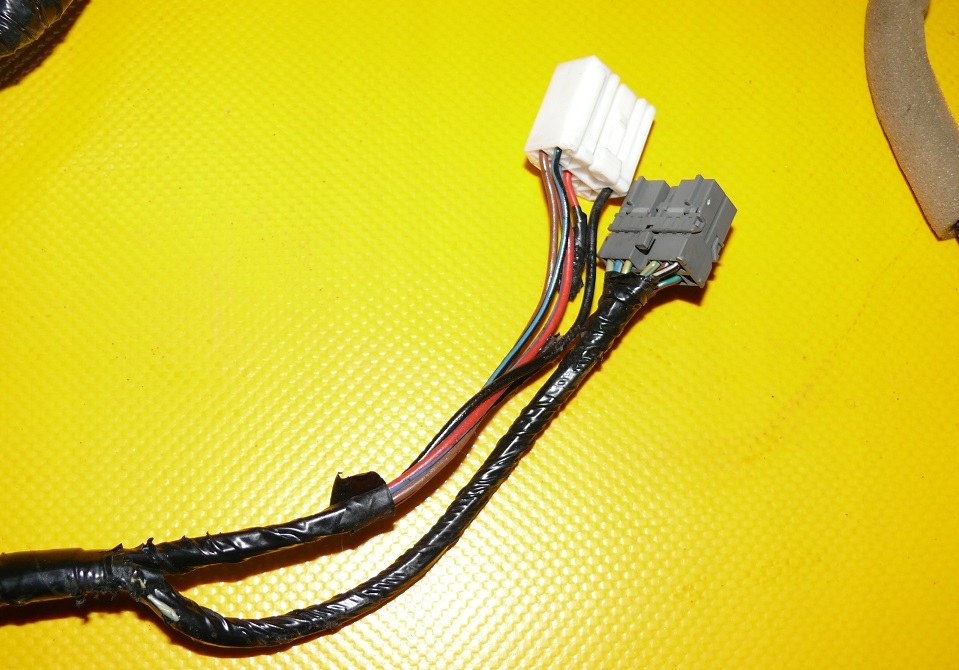 bundle wiring bonnet boot SUBARU IMPREZA III 3 XV HB 07- 81812FG180