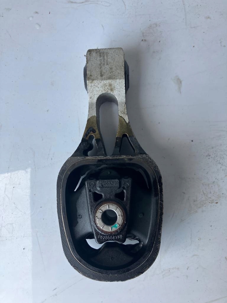 holder engine mount lower CORSA F 1.2 VTI 9838558180