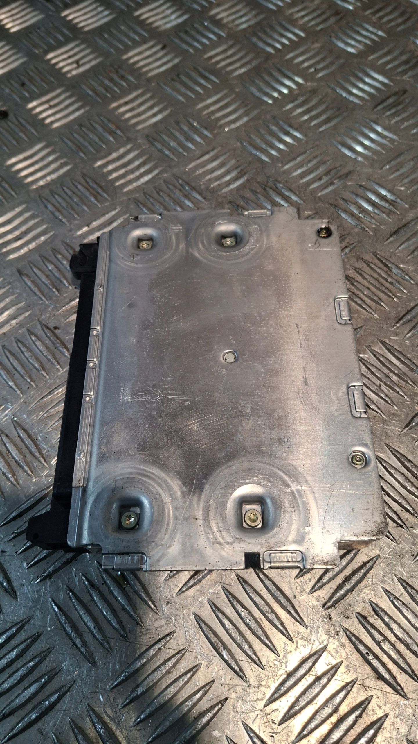 control unit of the engine BMW E36 1.6