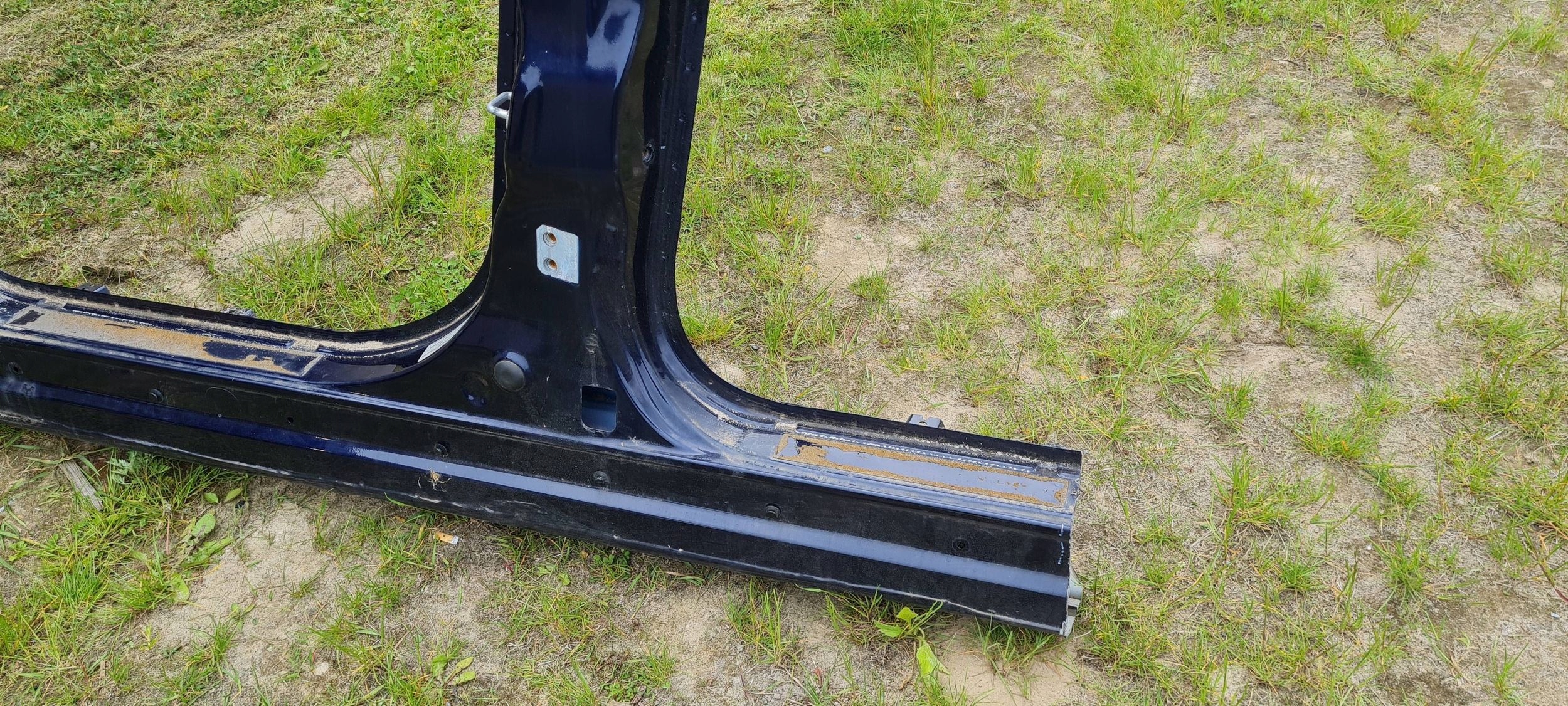 Maserati Quattroporte VI side of the threshold threshold pillar left front