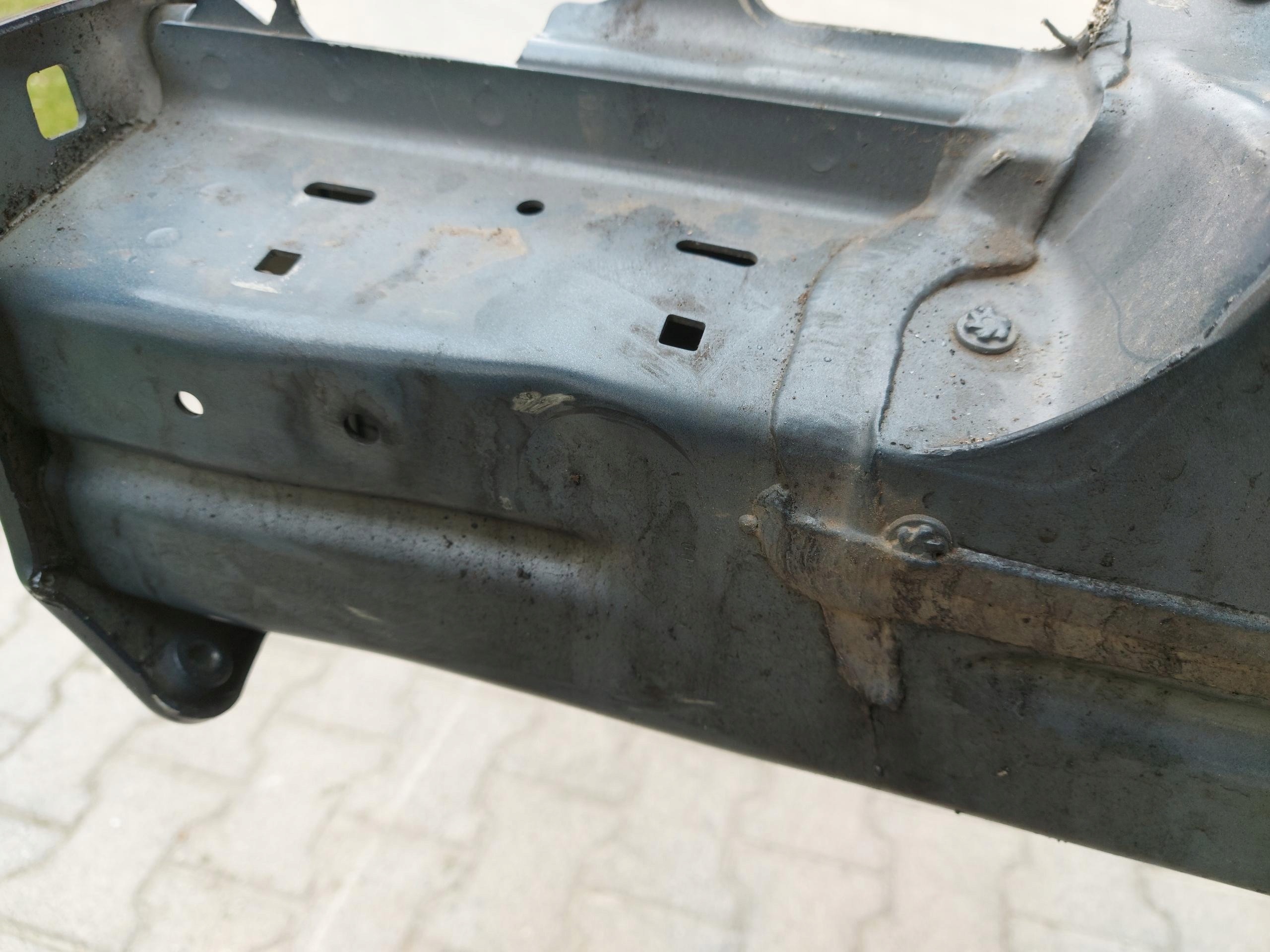 VW Multivan 7T0 T7 2023r quarter right front quarter
