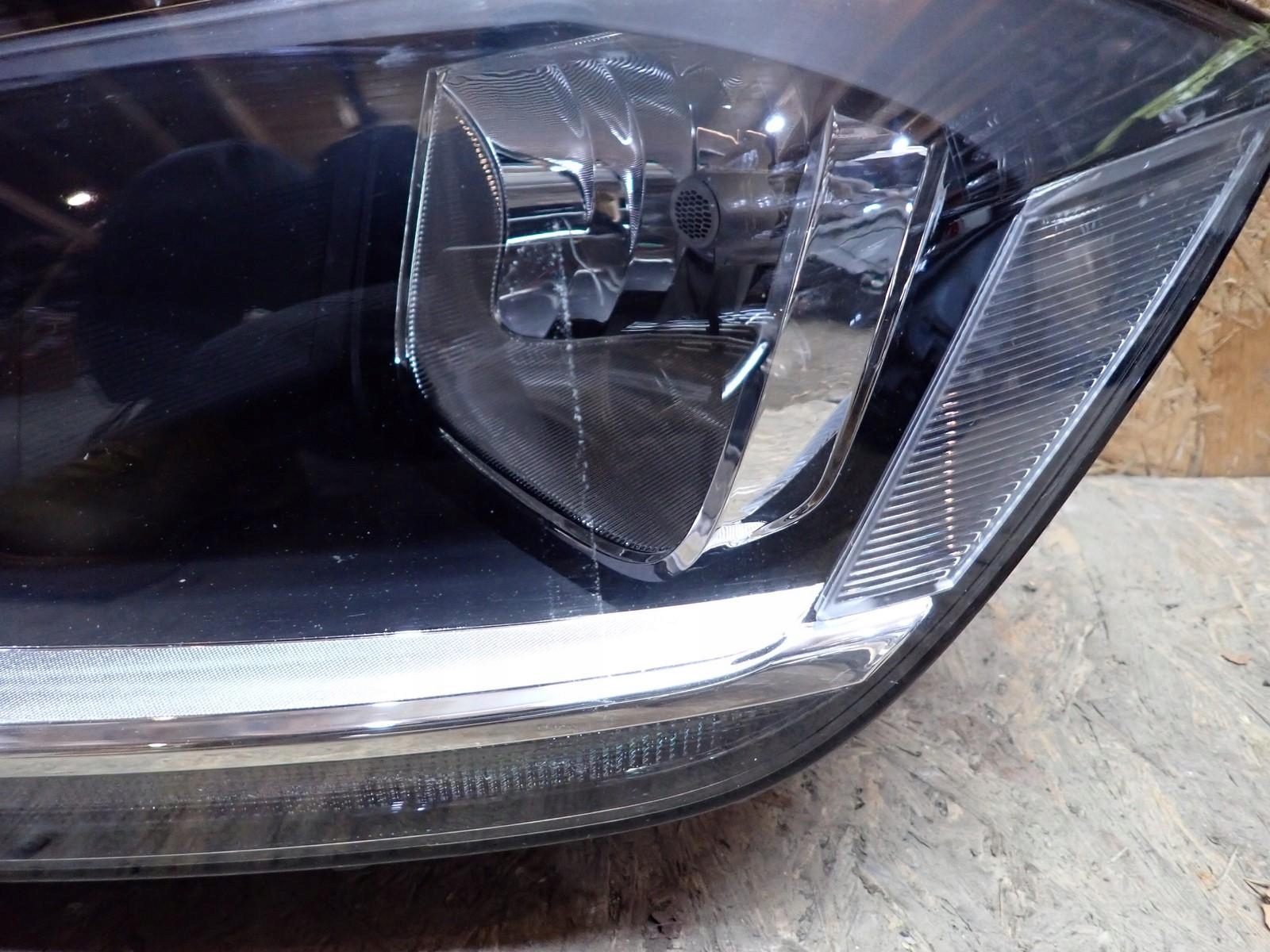 light left REFLEKTOR left VW GOLF SPORTSVAN 510 14-17R 517941005B