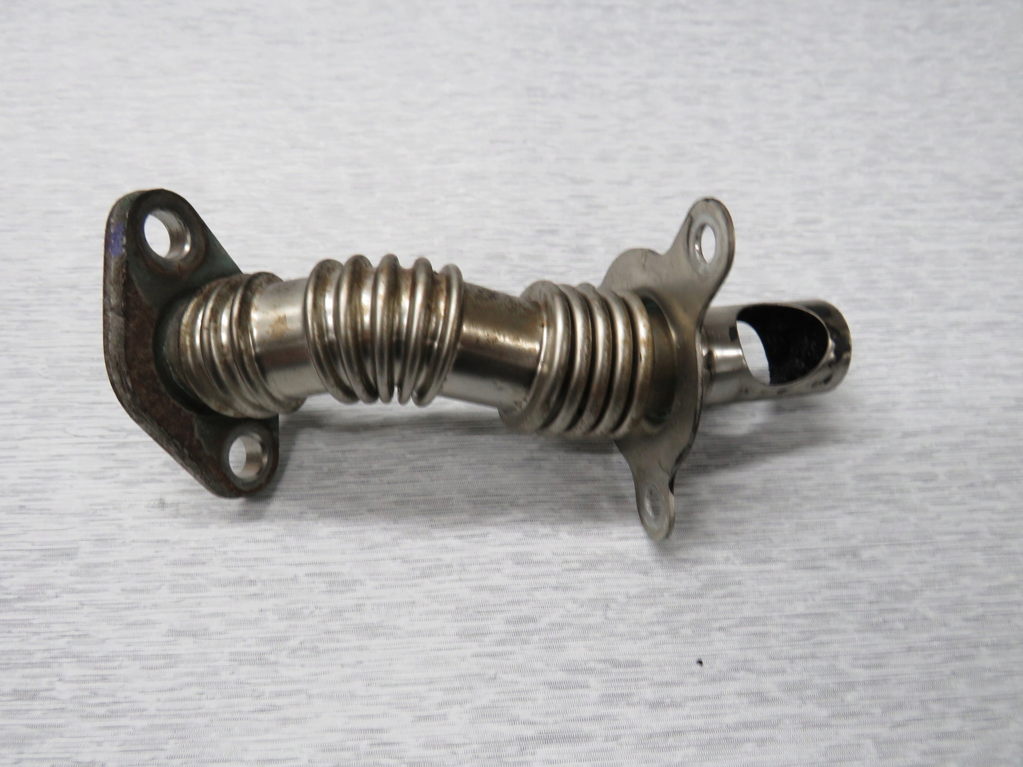 KIA SPORTAGE III 1.7 CRDI RURKA RURA PRZEWÓD EGR