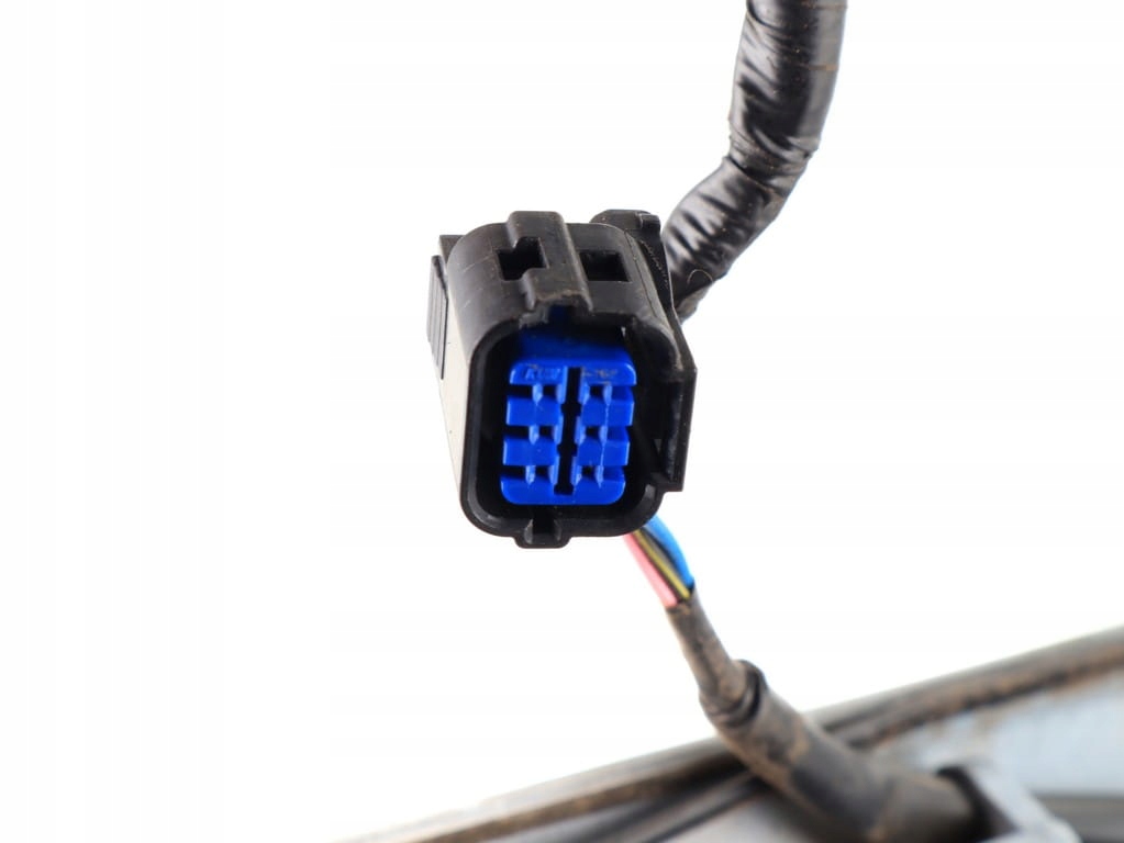 LISTWA BLENDA KLAPY TYLNEJ HYUNDAI KONA I 17-21 r. V7U 87312-J9500 Strona zabudowy tył