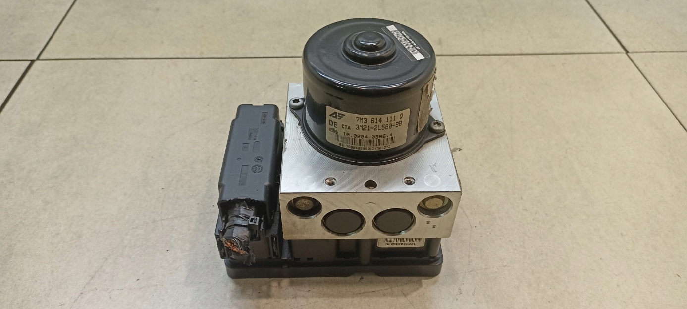szivattyú ABS GALAXY LIFT 1.9 TDI AUTOMAT 7M3614111Q