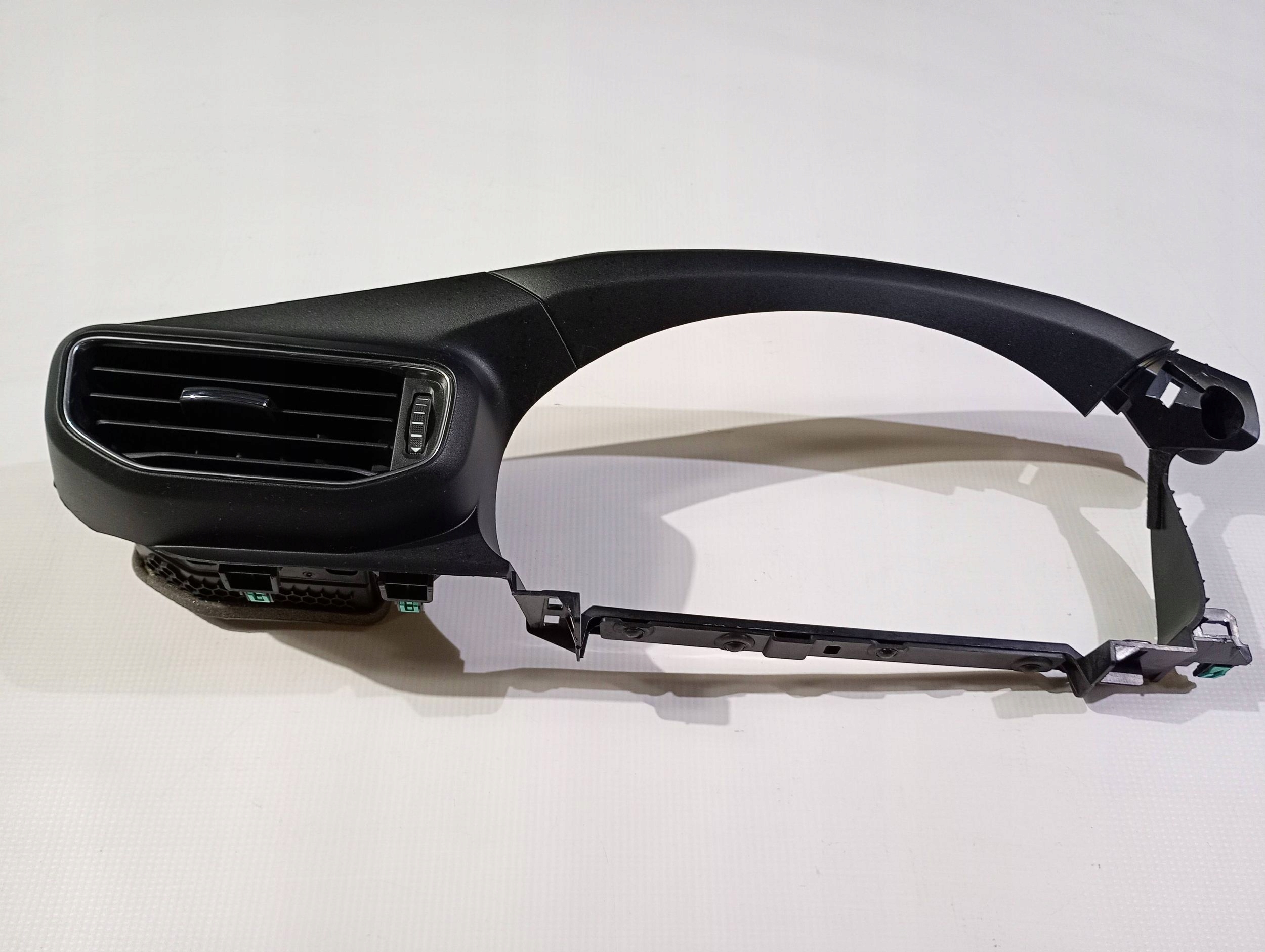 grid air conditioning devices instrument panel frame of dials dekor Ford Explorer VI 3.0 ST 2020