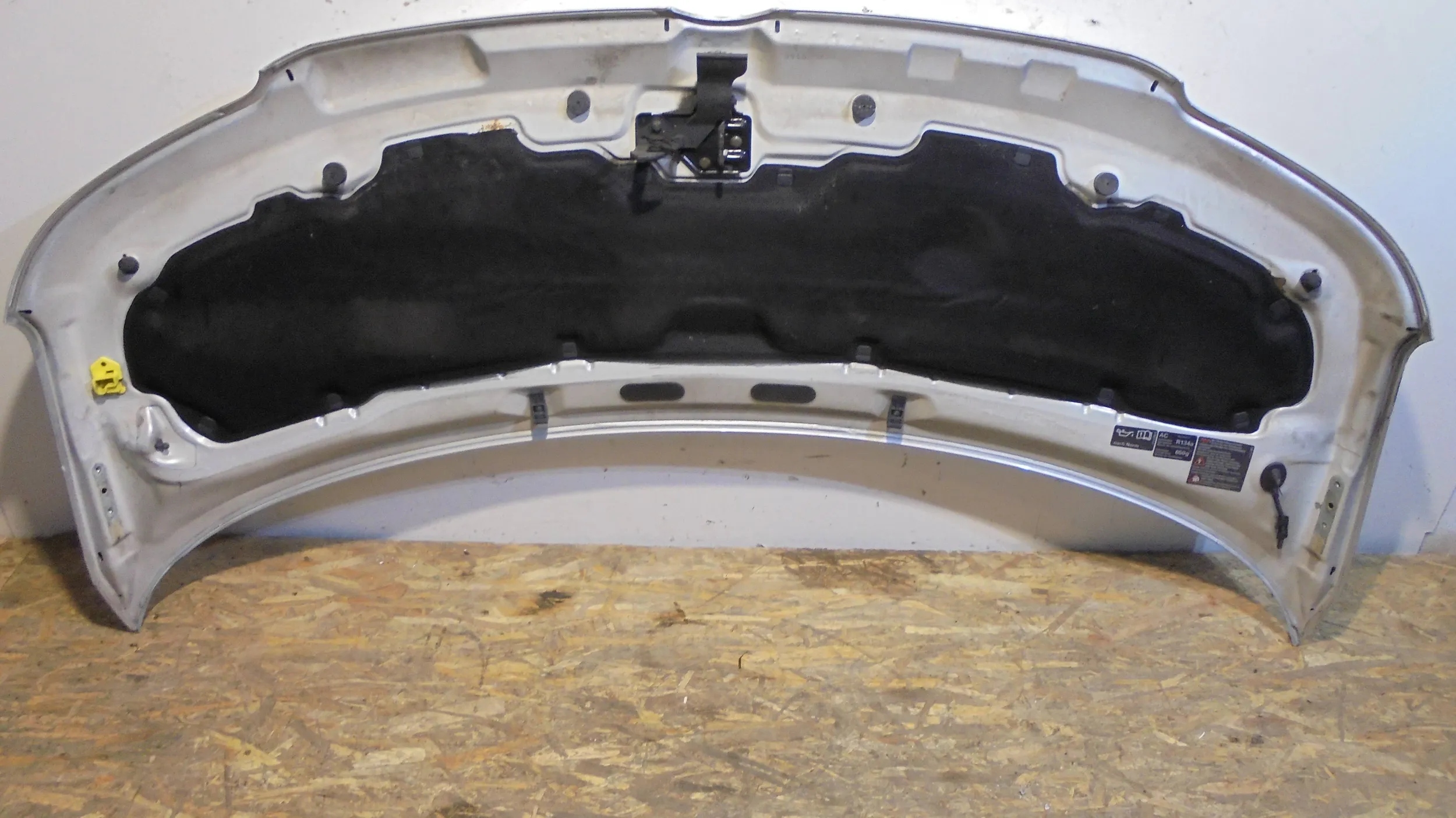 bonnet front Volkswagen Transporter T5 7H0 04