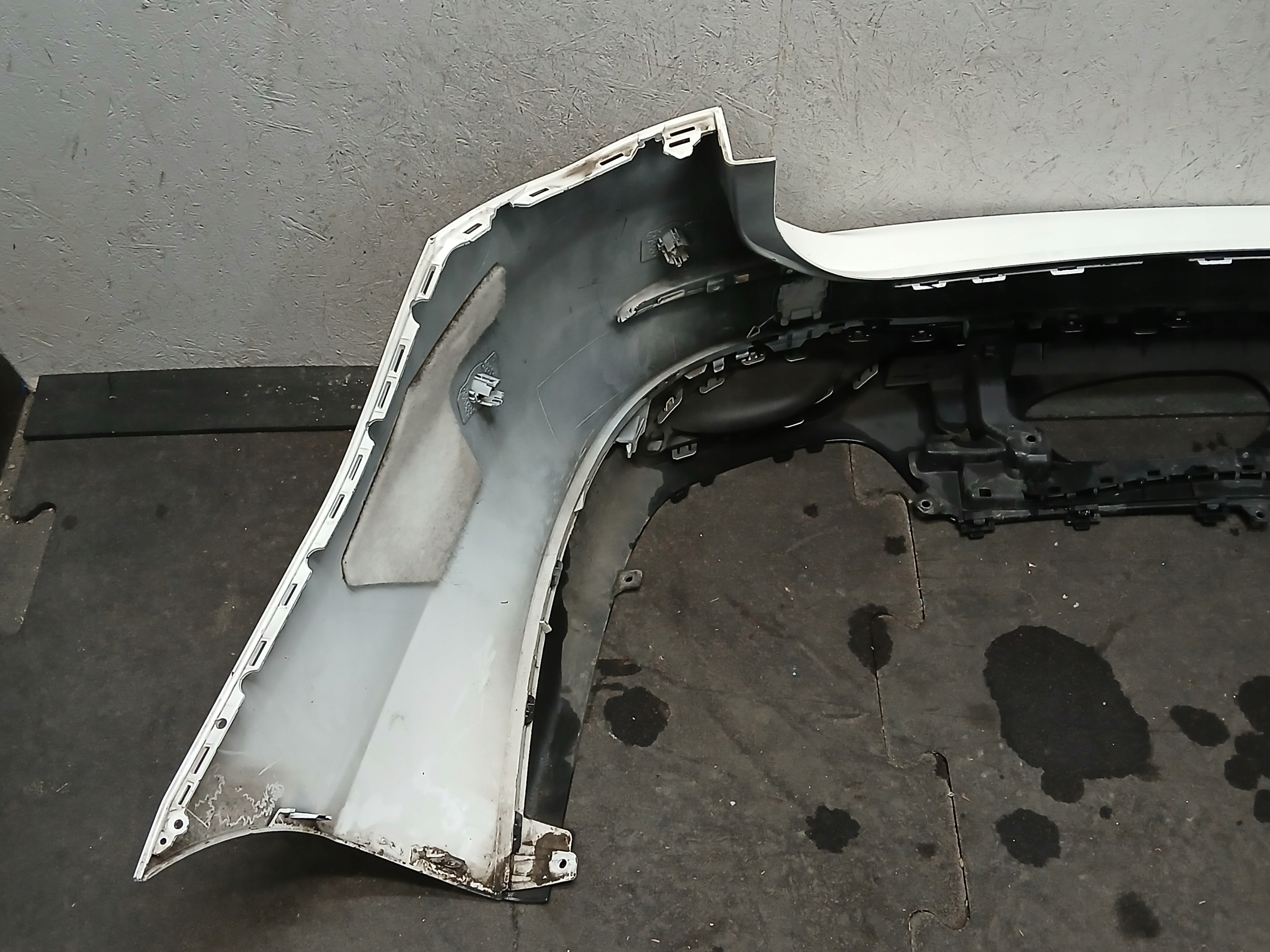 Stoßstange heck MERCEDES C KLASA W206 KOMBI