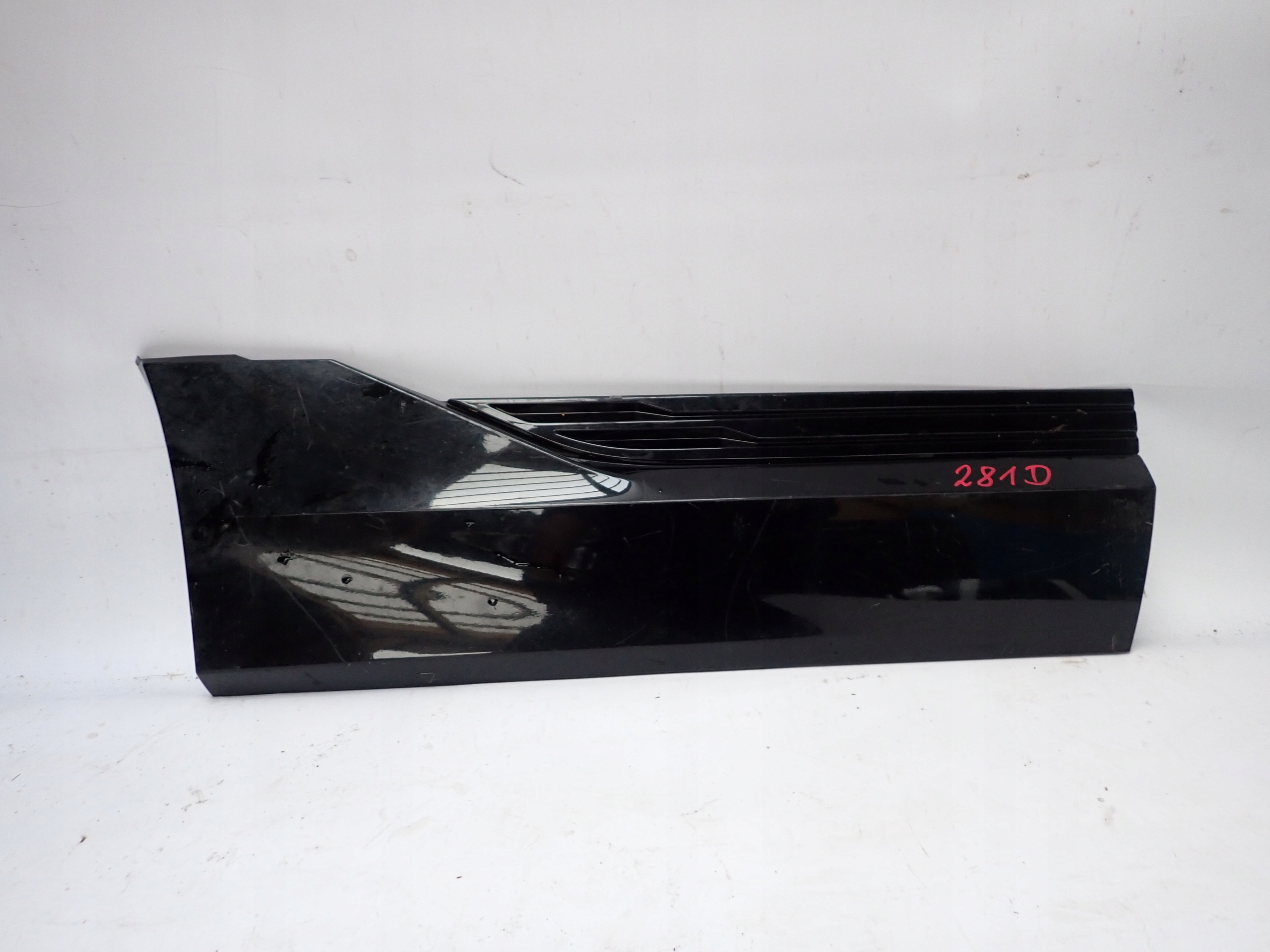 moulding for door right rear part rear AUDI E-TRON 4KE853060A