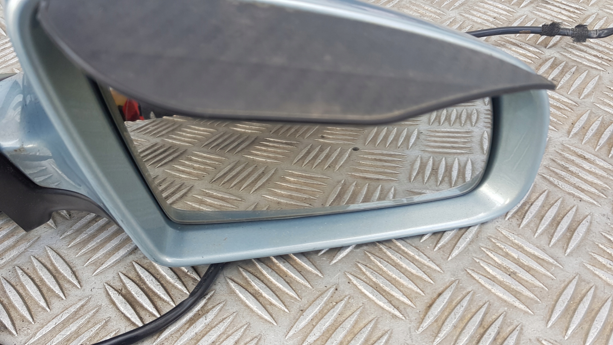 AUDI A4 B6 mirror right LY7R 5 PIN