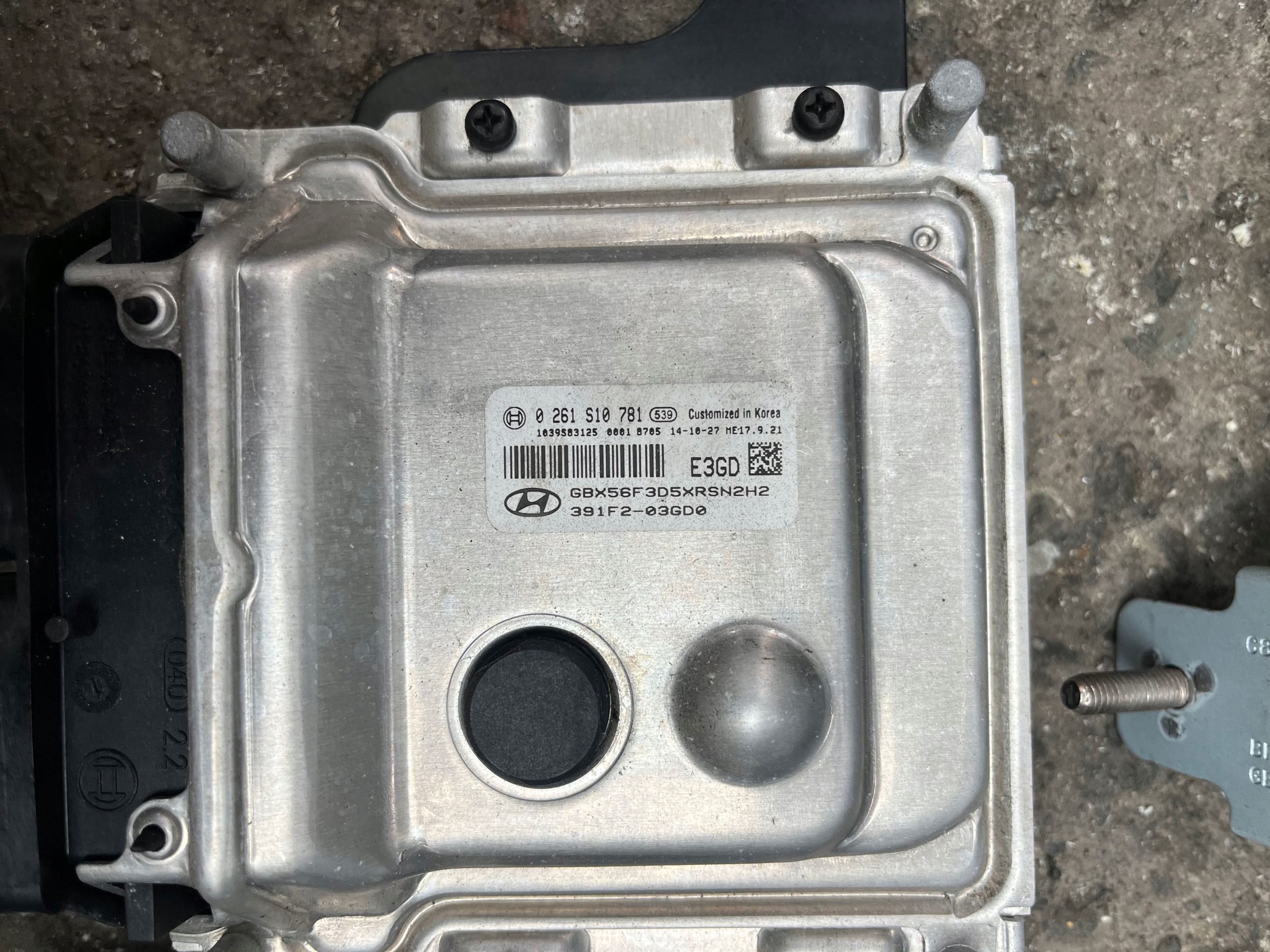 Hyundai I20 II 1.2B control unit computer of the engine