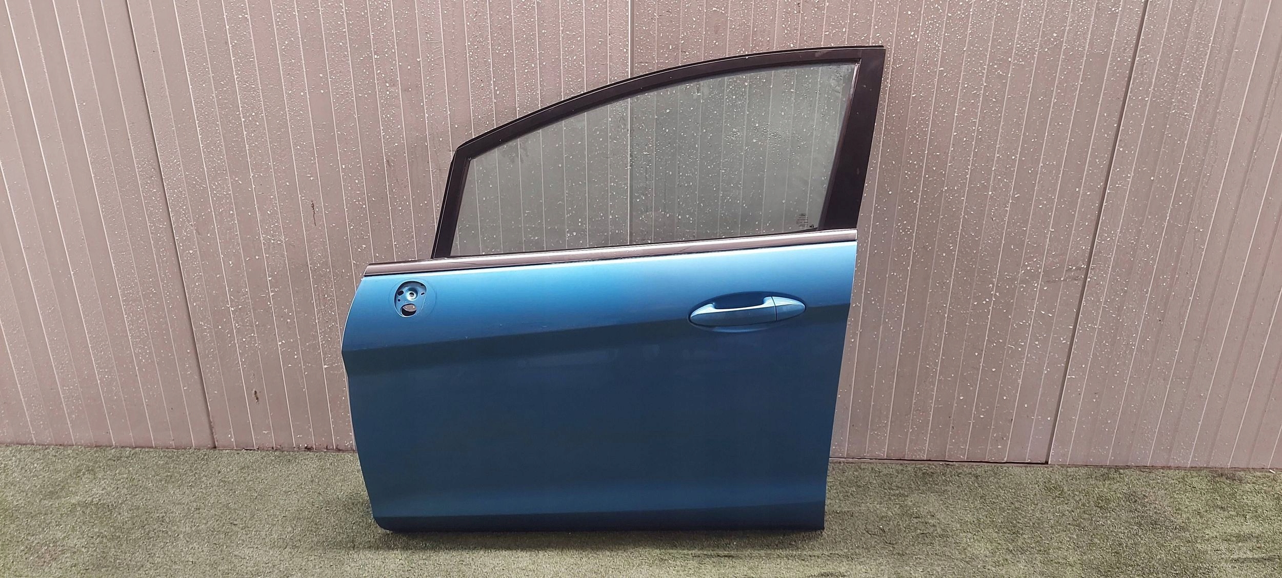 door left front FORD FIESTA MK7 LAK: 99