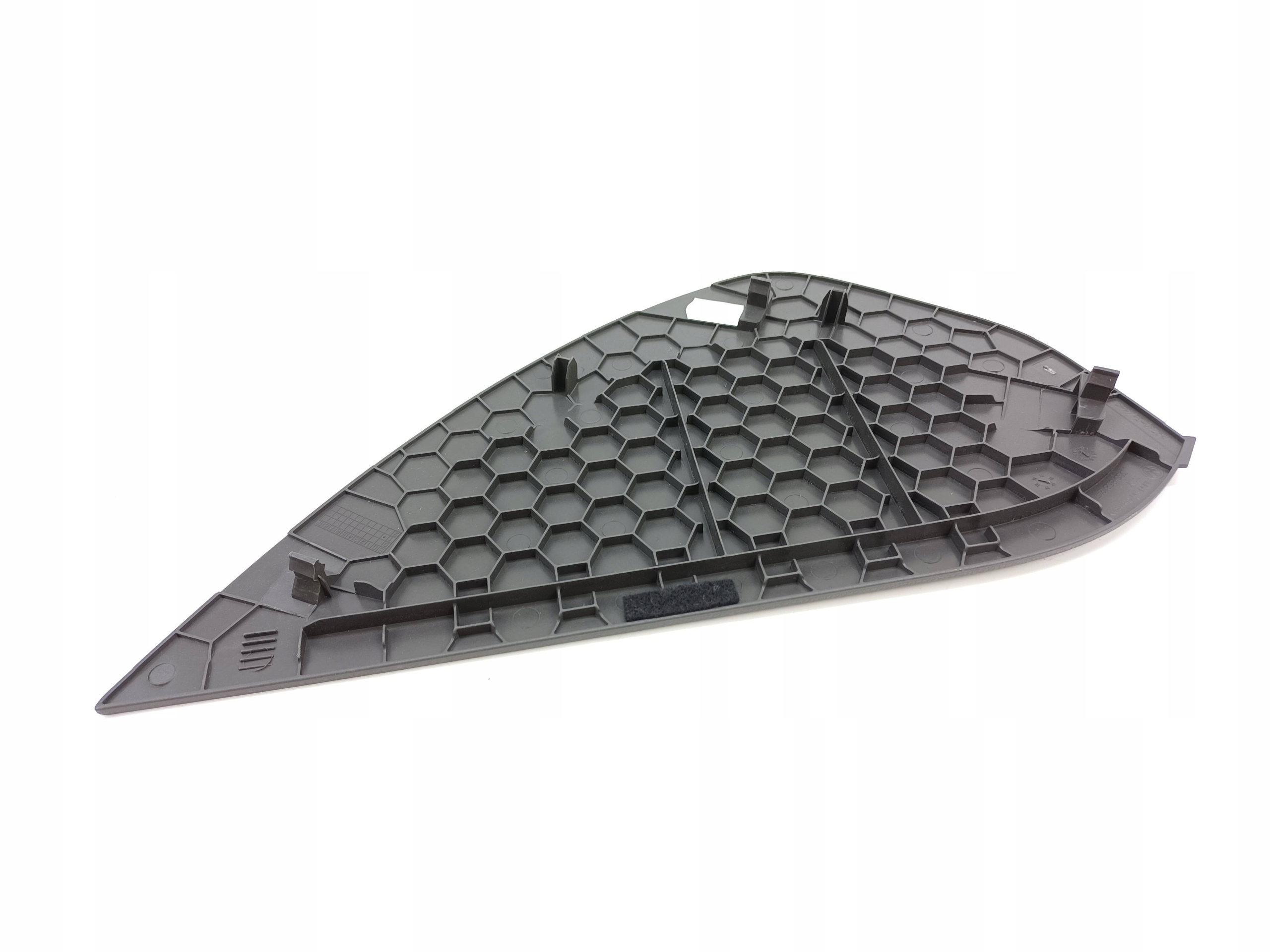 ASO OSŁONA ZAŚLEPKA BOK KONSOLI LEWA VW PASSAT B8 Numer katalogowy oryginału 3G0858247C2JV