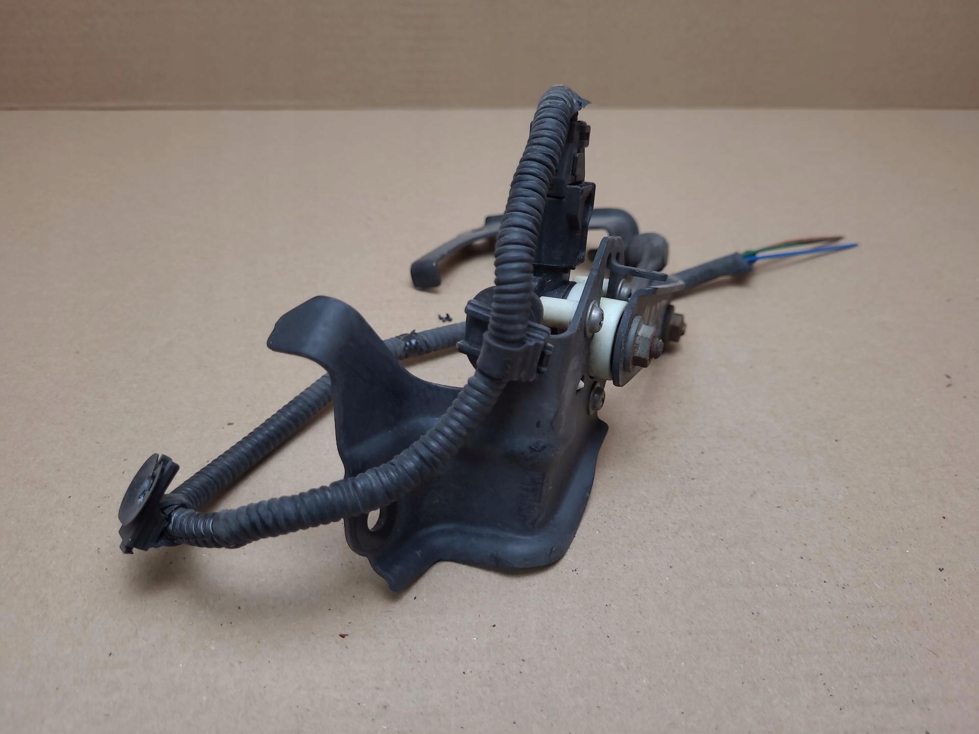 sensor poziomowania Mazda 6 3 GJ 2014 A142657-1