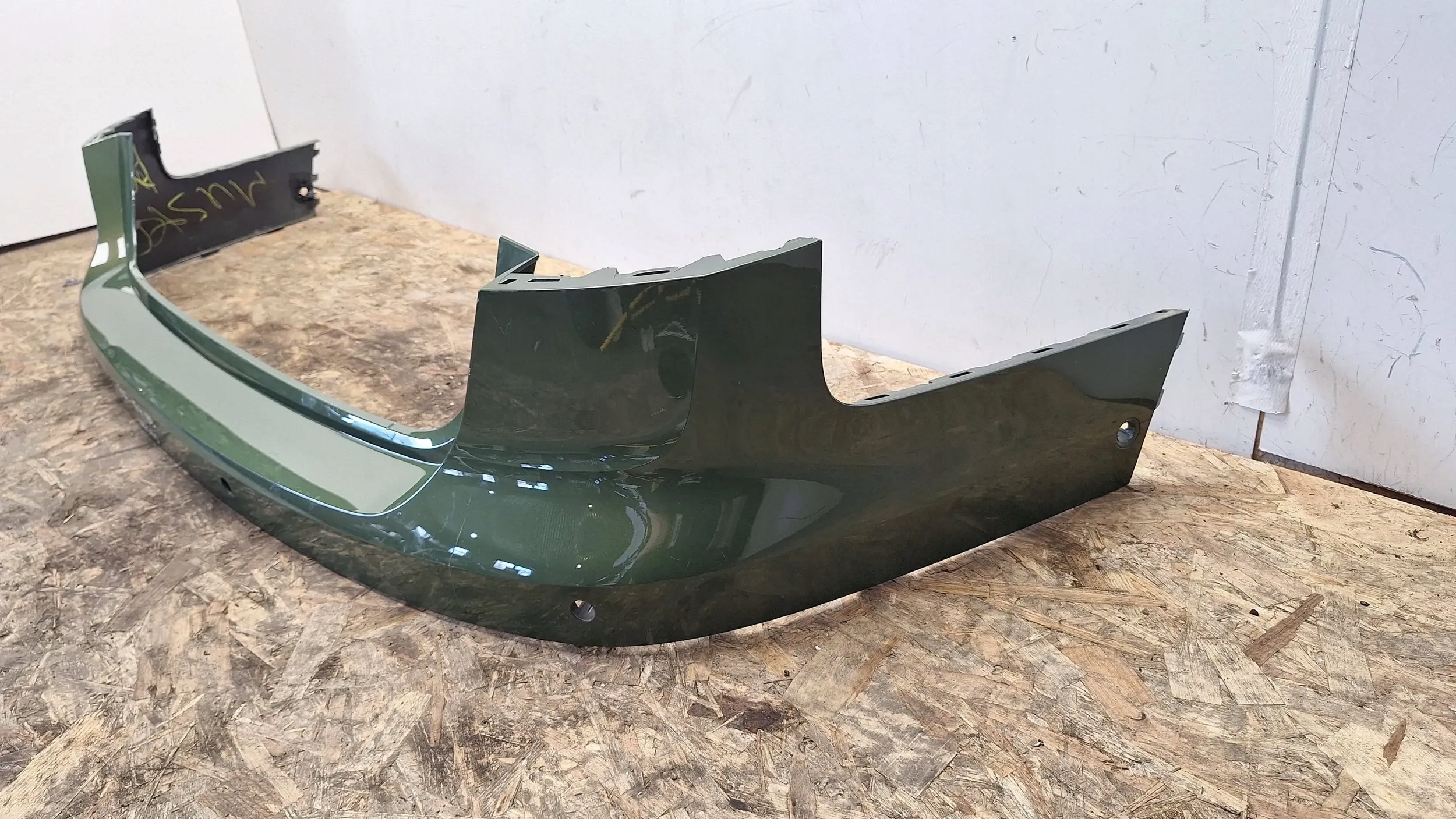 bumper rear part 8W9807511AG Audi A4 B9 Kombi