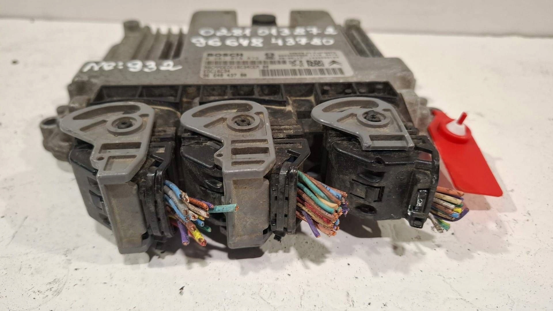 control unit of the engine computer 0281013872 Citroen Peugeot 1.6 HDI