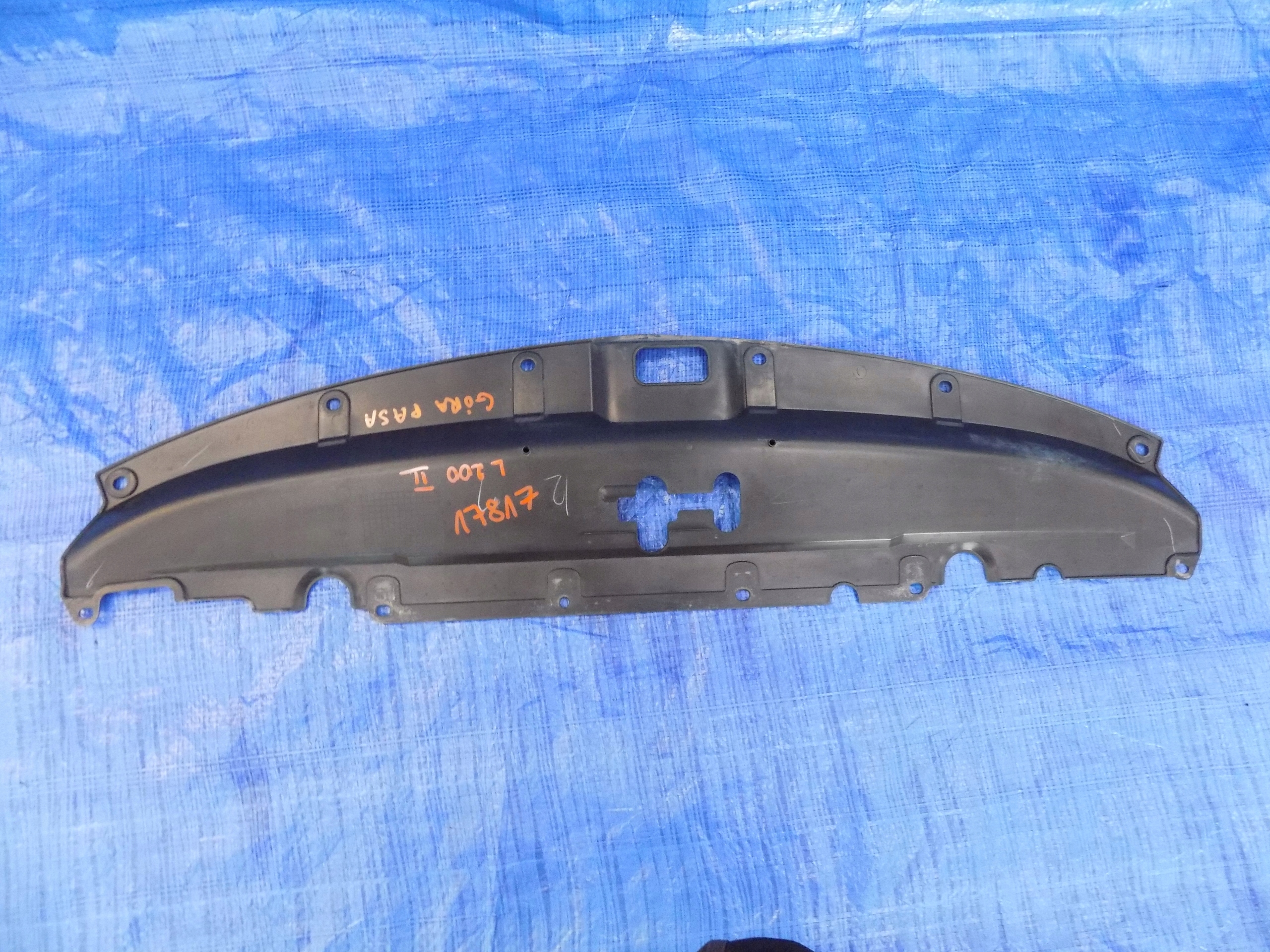 cover supports upper covering L200 II 16-19R 2,4DiD