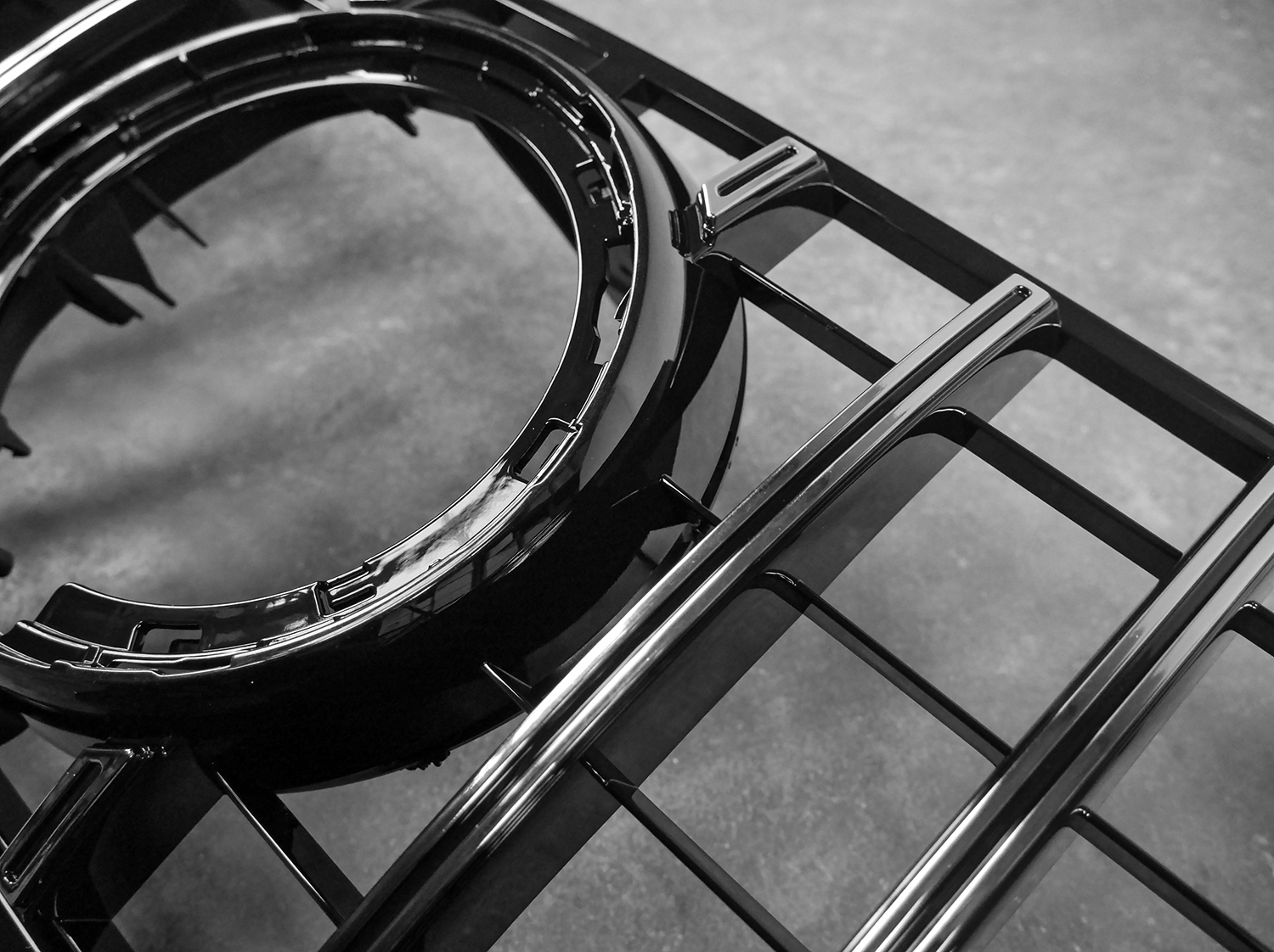 Atrapa przednia Grill MERCEDES GLC X253 AMG 2019 Producent czesci Inny