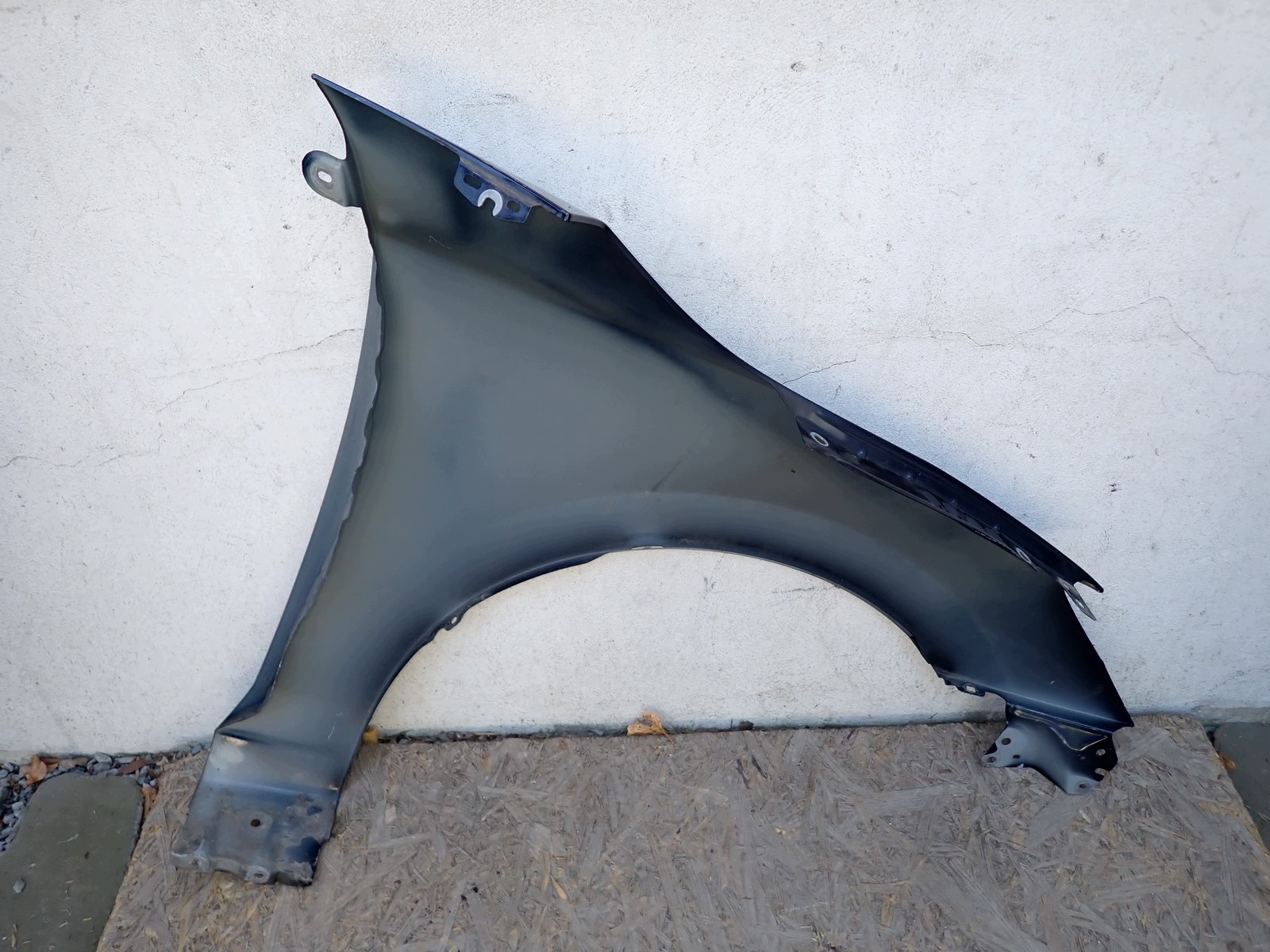 fender left front front MAZDA 3 III BM 2013-2019R B45A52211A