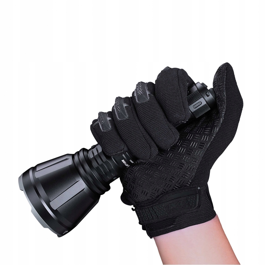 LATARKA MYŚLIWSKA FENIX HT18R 2800 lm / 1100 m Model HT18R