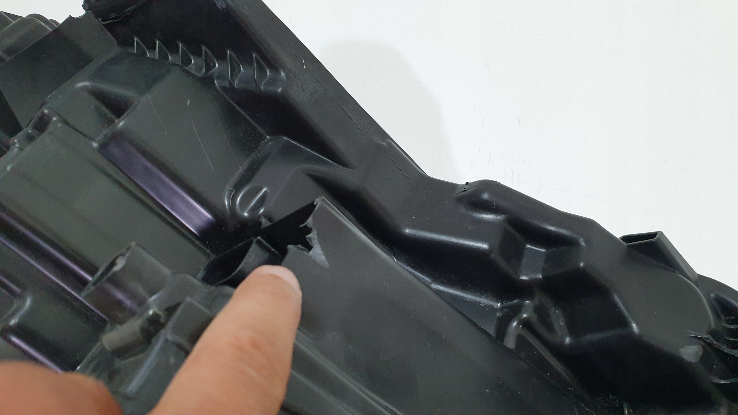 LAMPA LEWA FULL LED FORD MUSTANG MACH-E LJ8B-13E015-EE Wersja Europejska