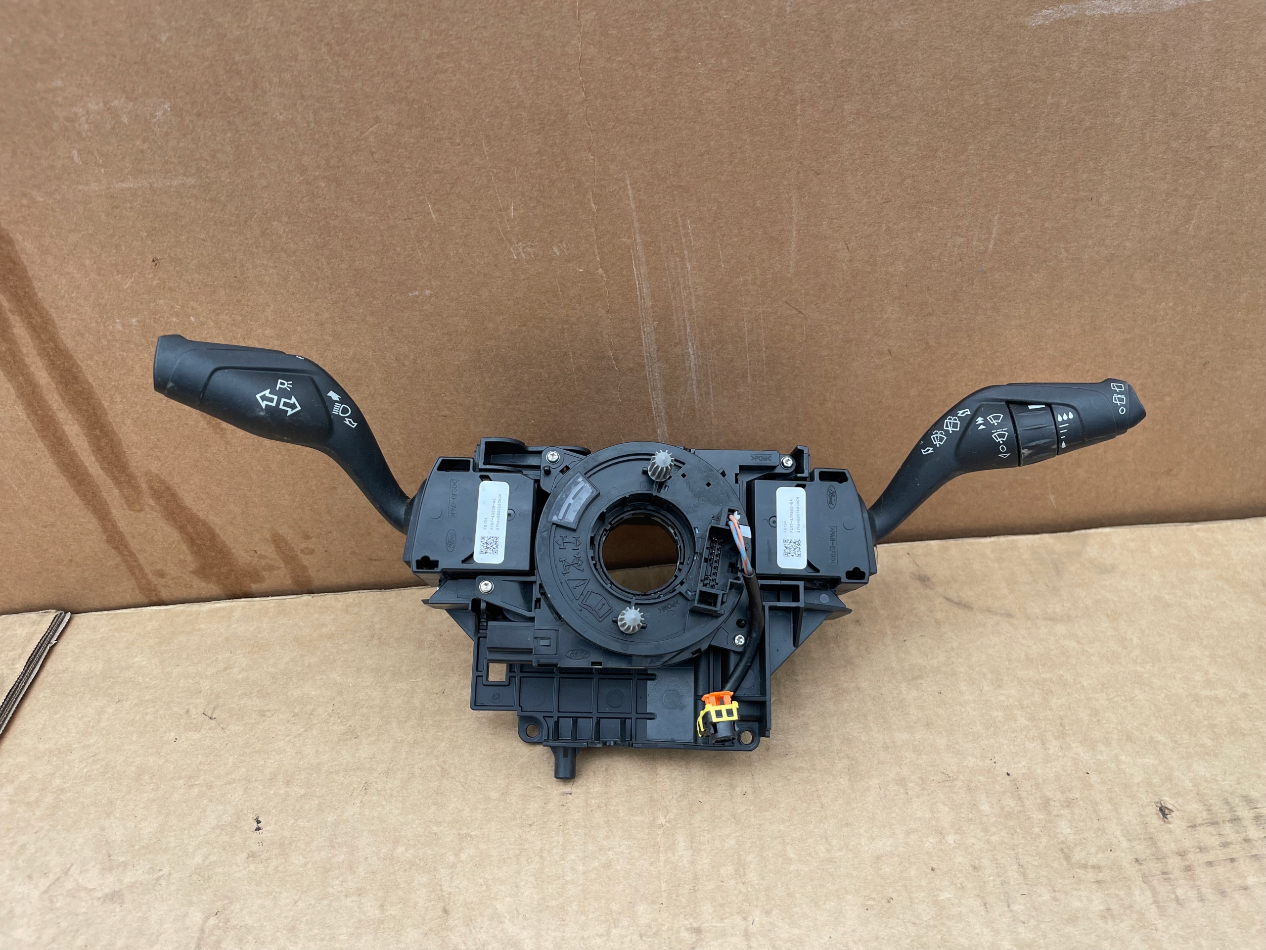 Przełącznik Zespolony TAŚMA FOCUS MK3 LIFT C-MAX