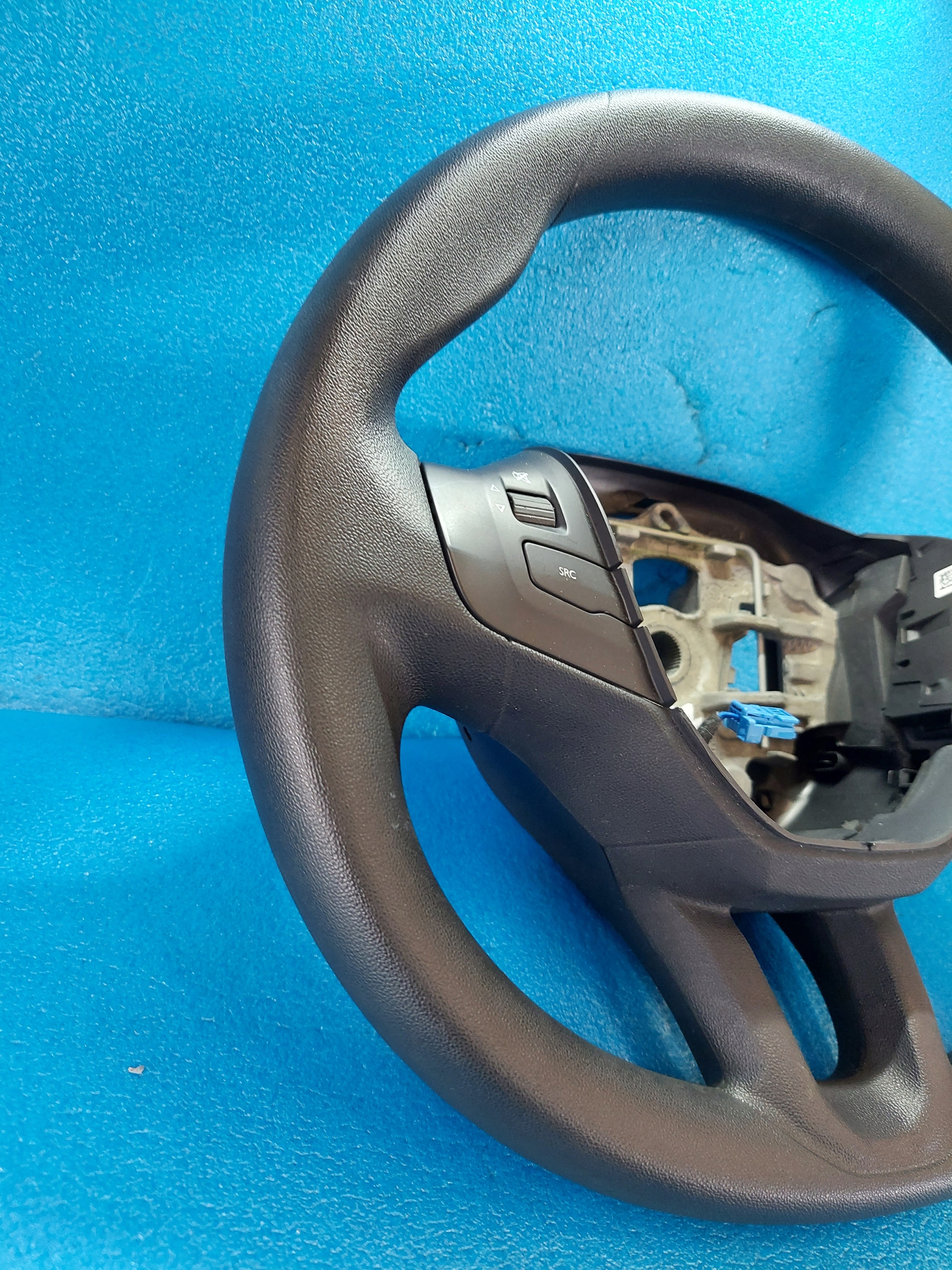 lenkrad PEUGEOT 2008 98084115ZD