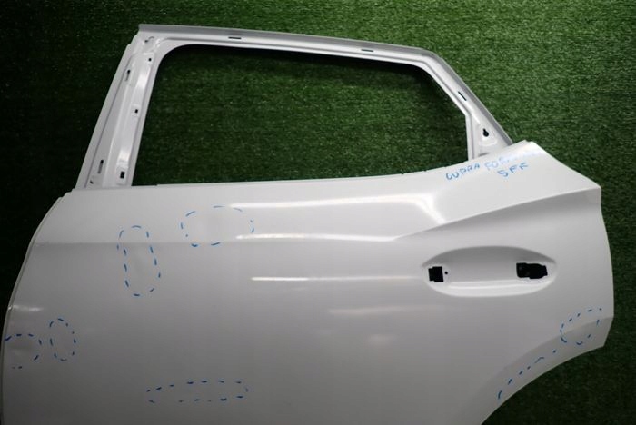 CUPRA FORMENTOR door left rear. rear part