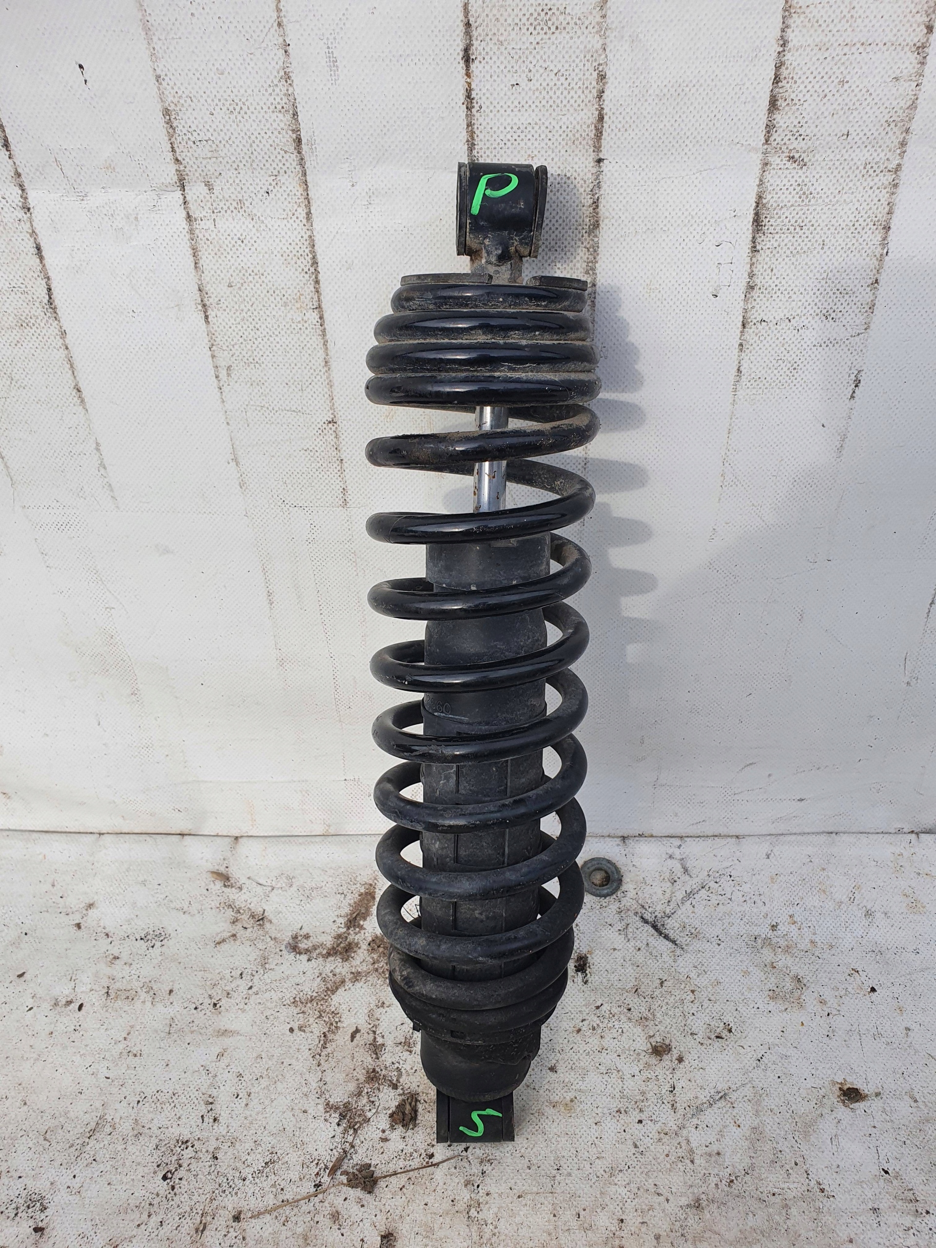 POLARIS SPORTSMAN BIG BOSS AMORTYZATOR TYŁ ŚRODEK