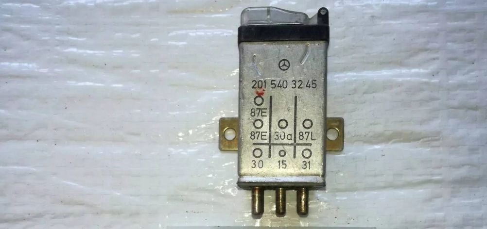 relay ABS MERCEDES W126 W124 W201 2015403245