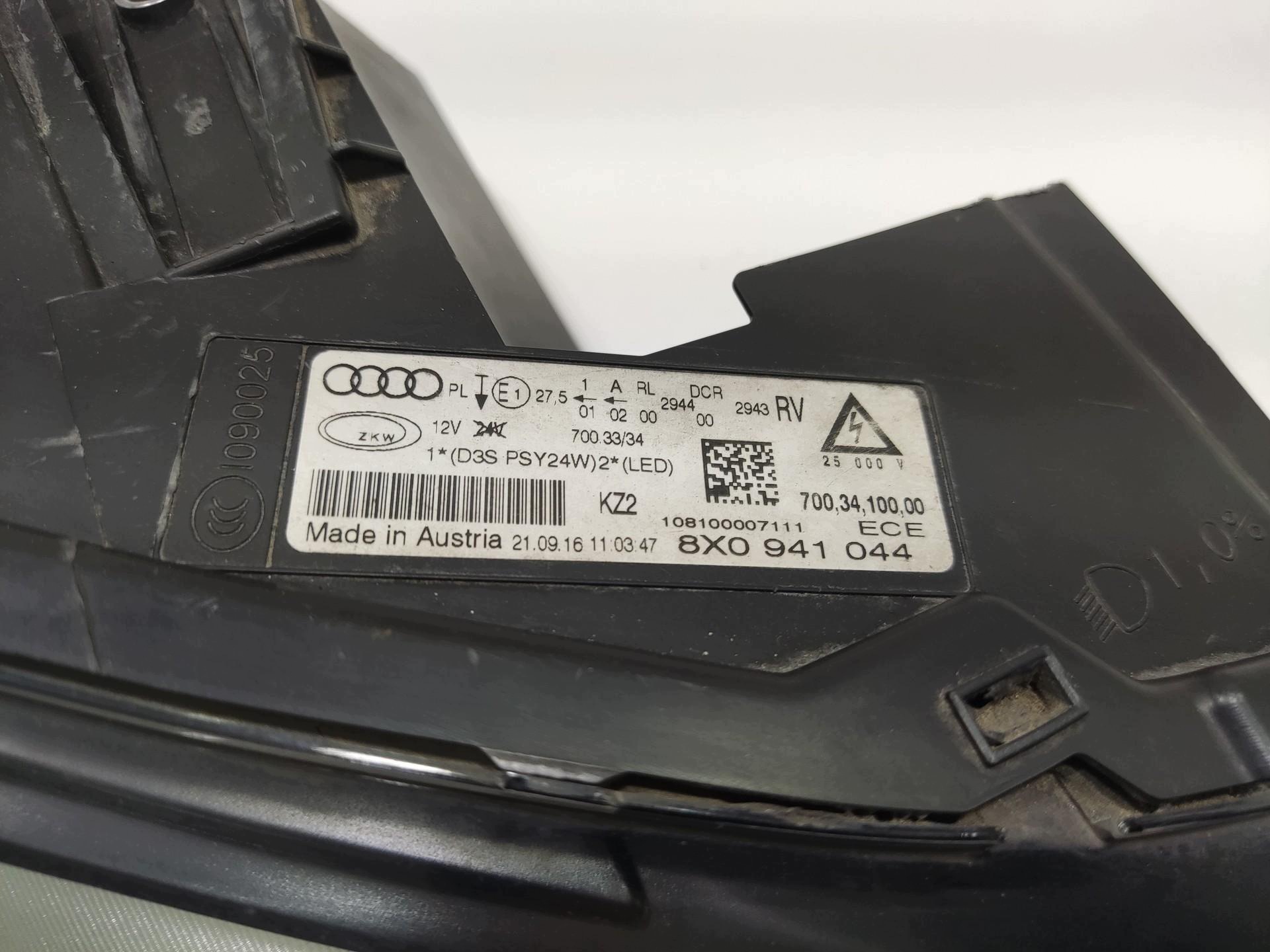 light right front front XENON AUDI A1 and 8X 2010-2014 8X0941044 EUROPA