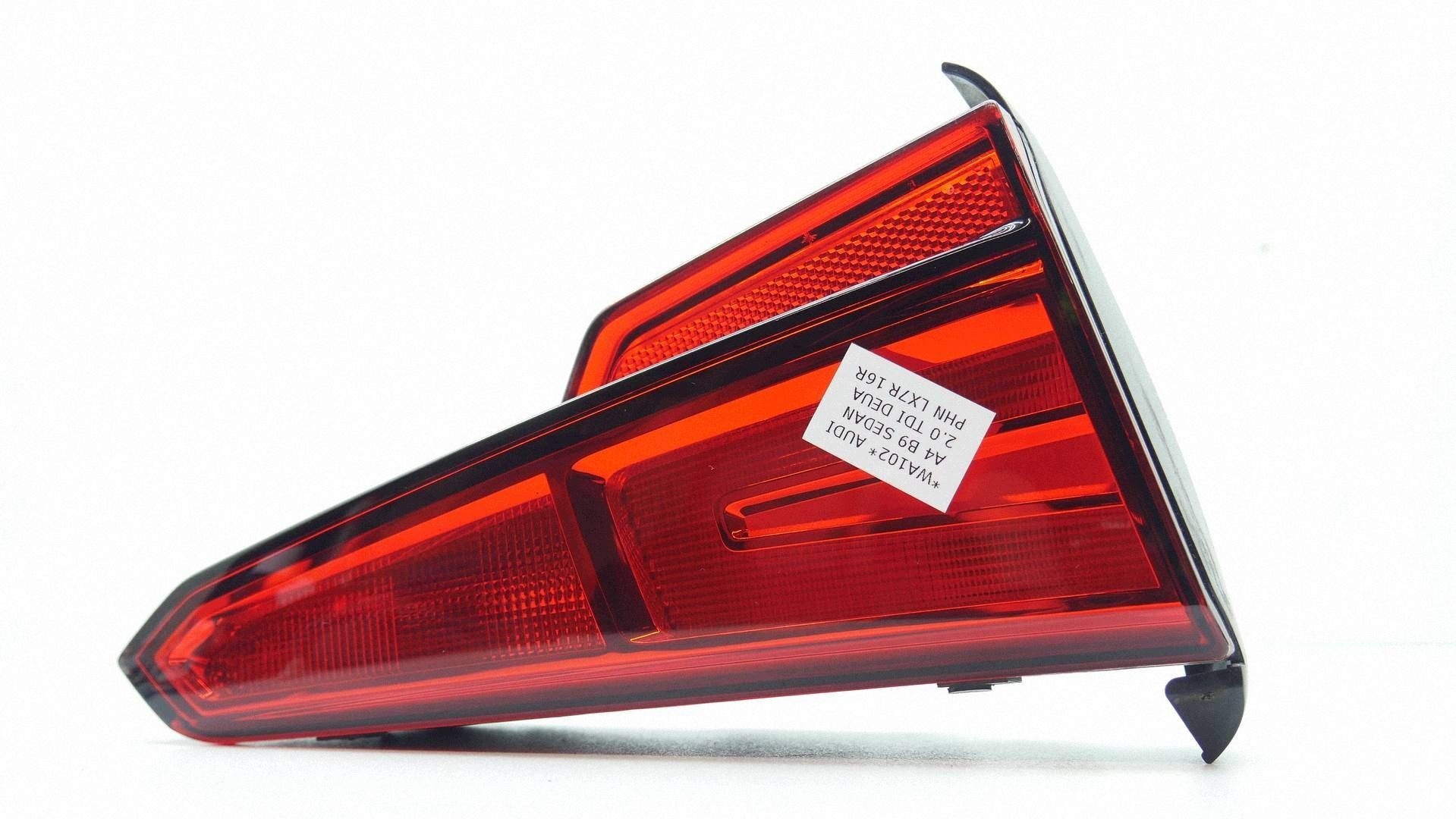 light left rear part left rear AUDI A4 B9 sedan 8W5945075A