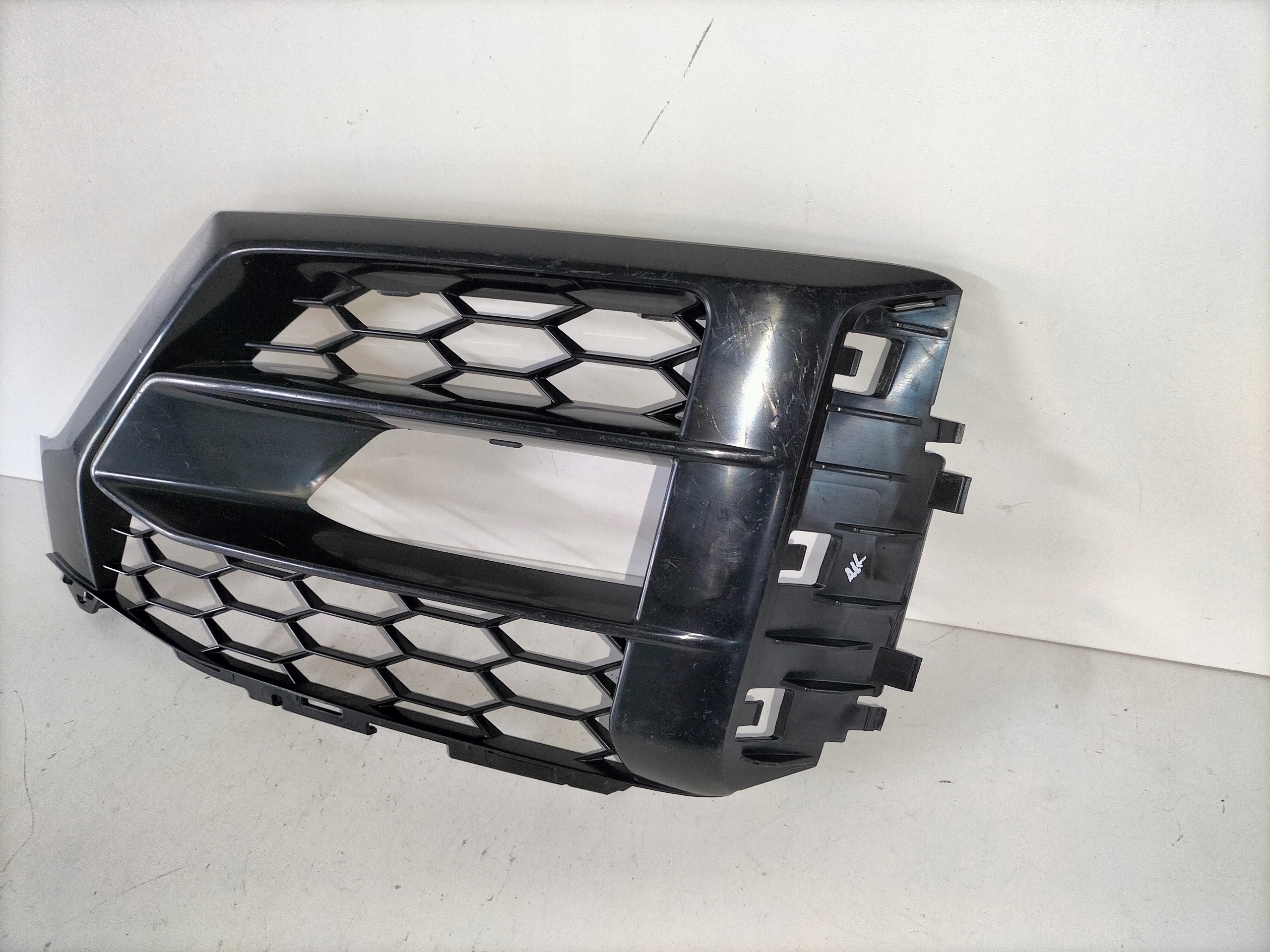 grille grid of a bumper left AUDI Q2 16- S-LINE