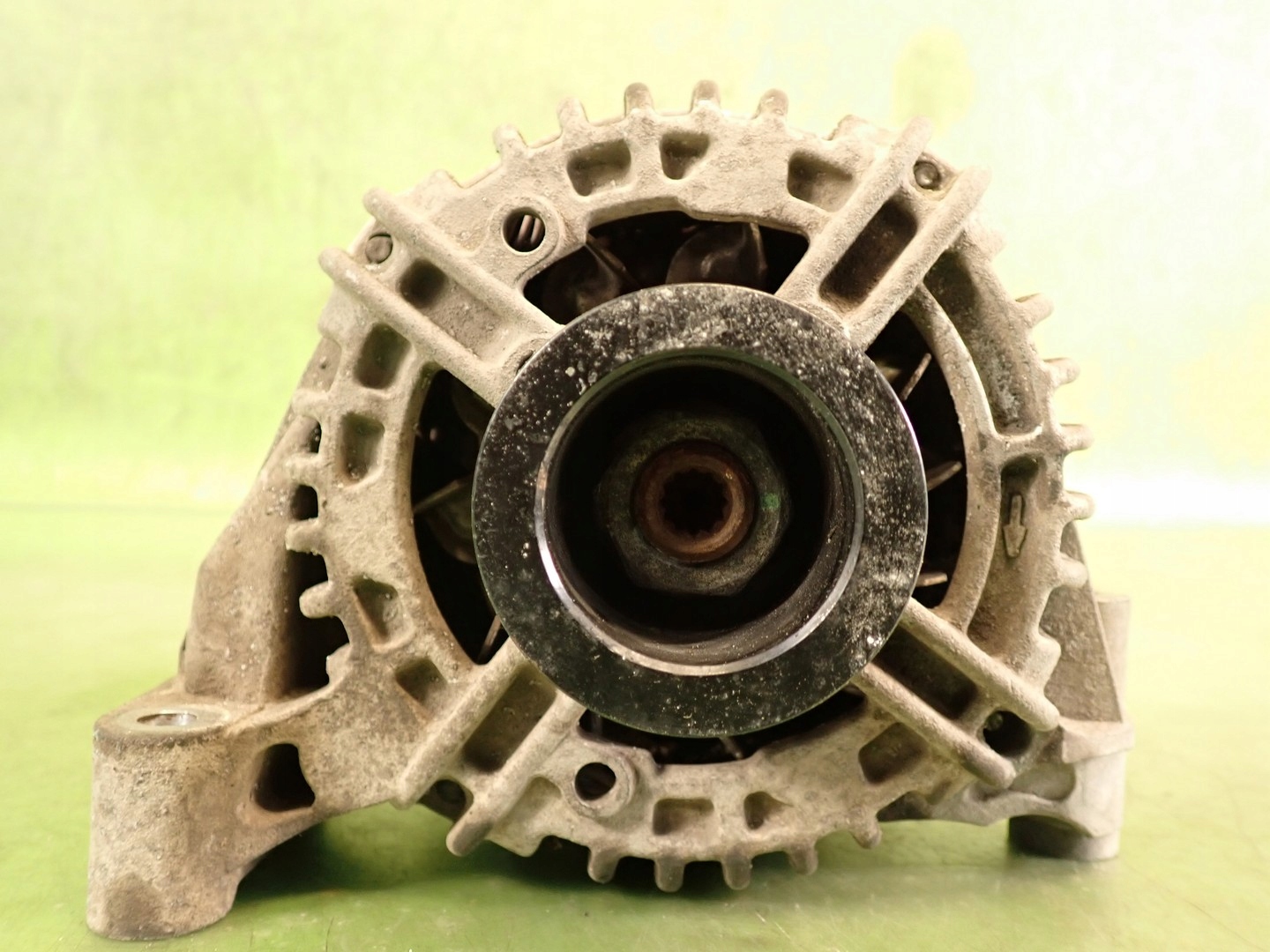 Alternator TATA INDICA VISTA 1.4 B 10r 0124325203 Typ samochodu Samochody osobowe