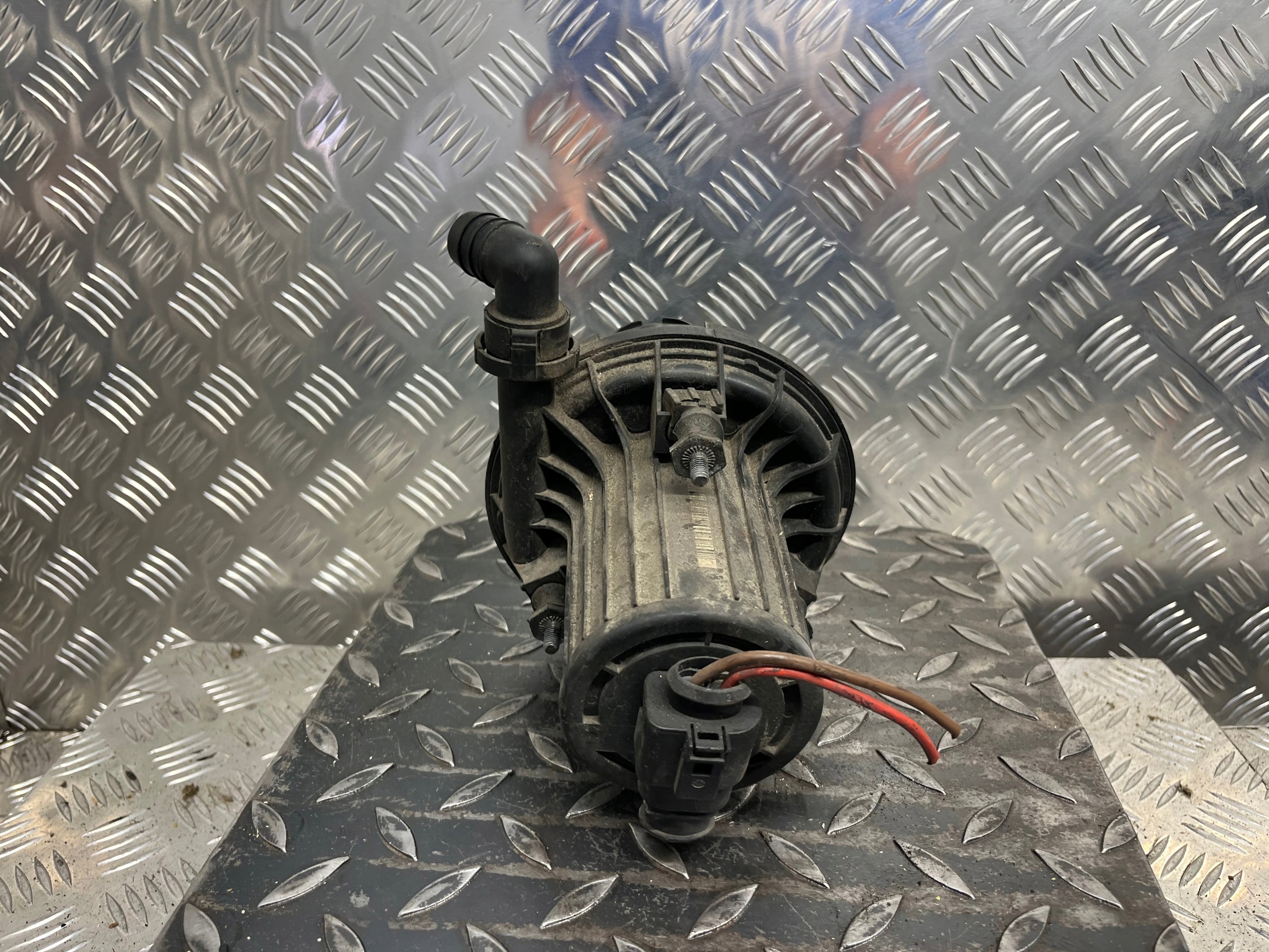 Pumpe WTORNEGO luft VOLKSWAGEN GOLF 5 PLUS 06A959253B