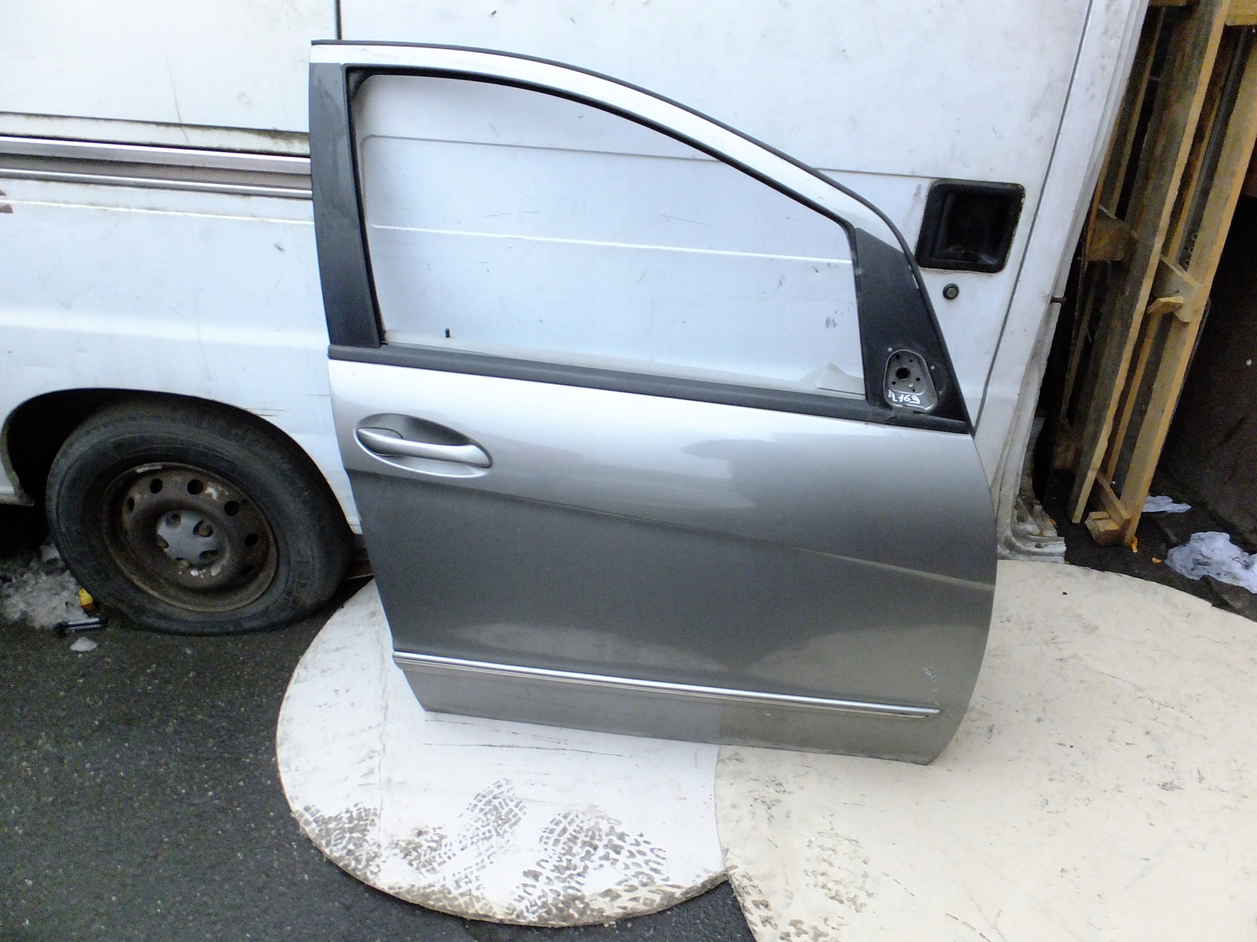door right front mercedes w169 5D 2006r